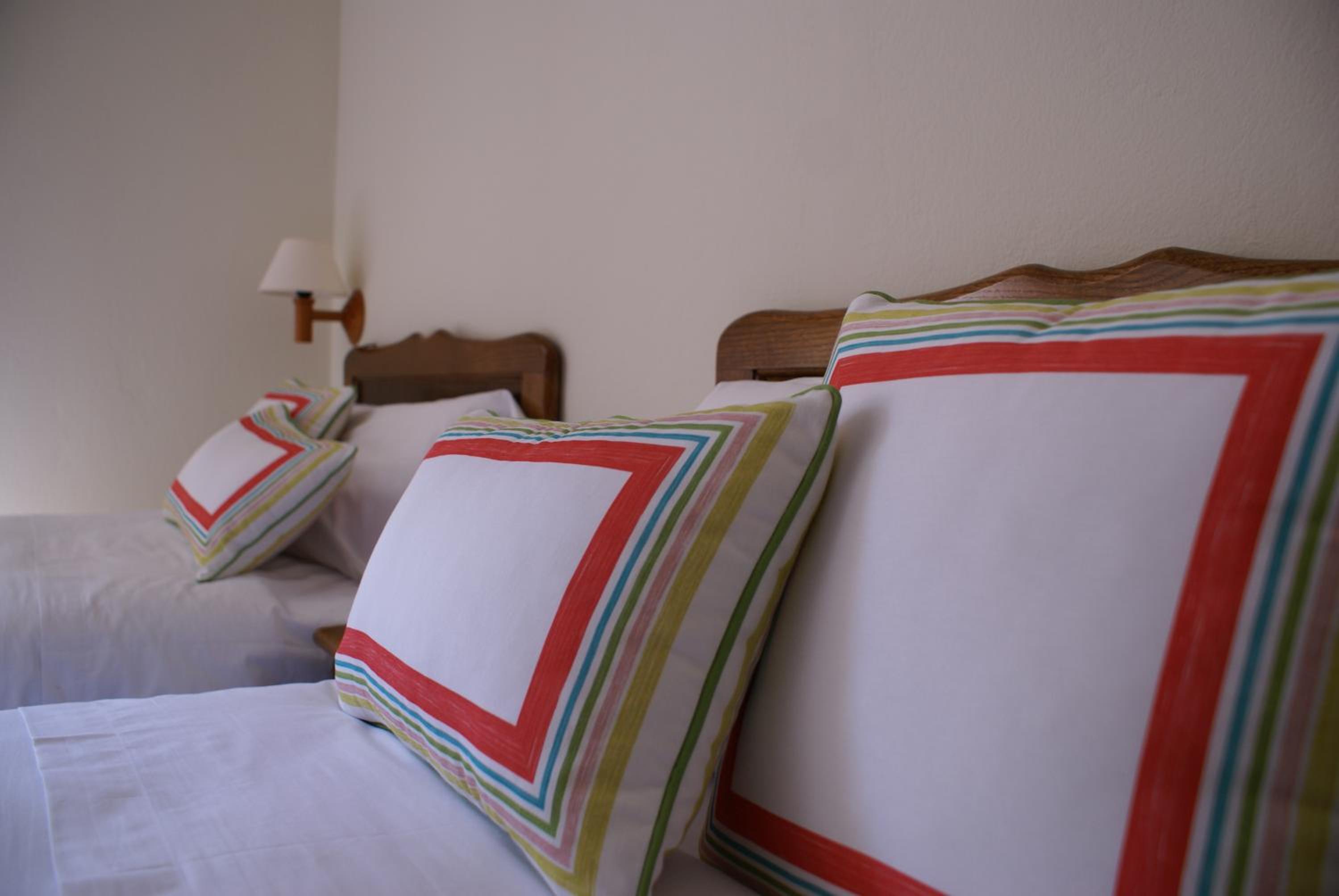 Double or Twin Room - Photo 8