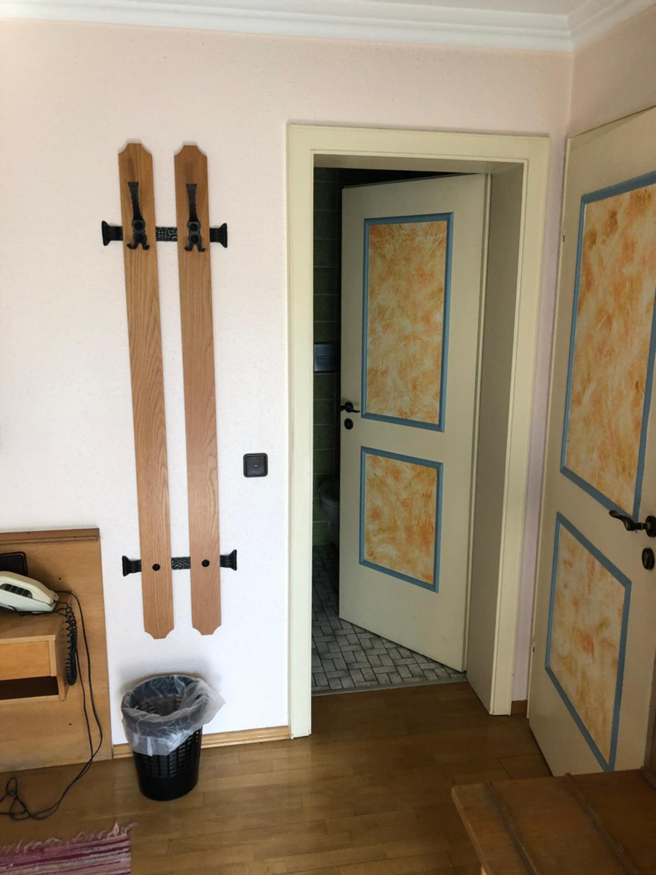 Standard Single Room with Shower photo 1