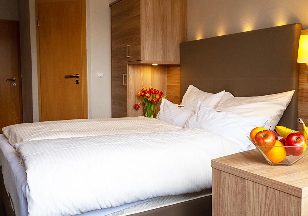 Double Room with Courtyard View - Photo 1