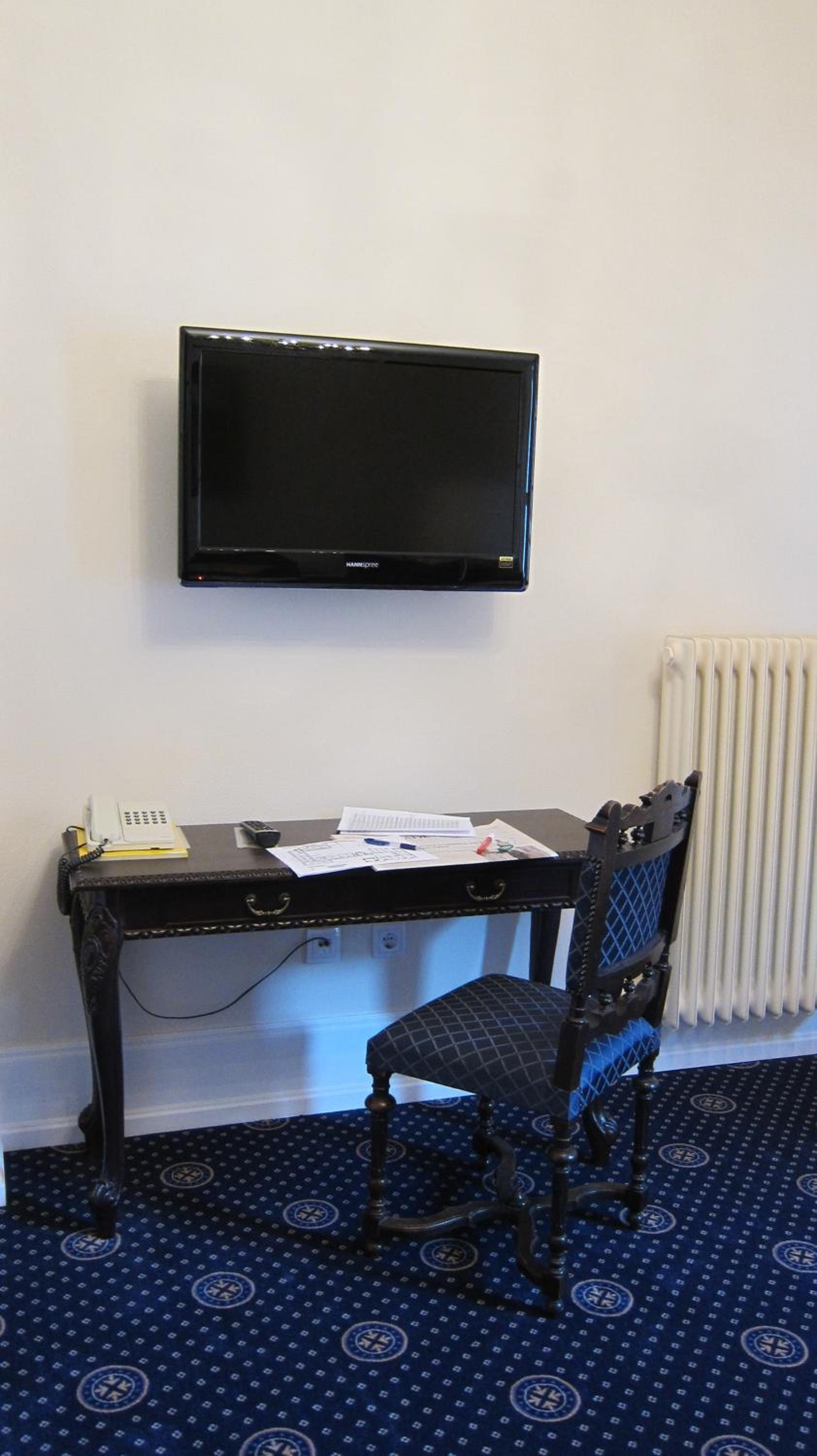 Suite - Photo 2