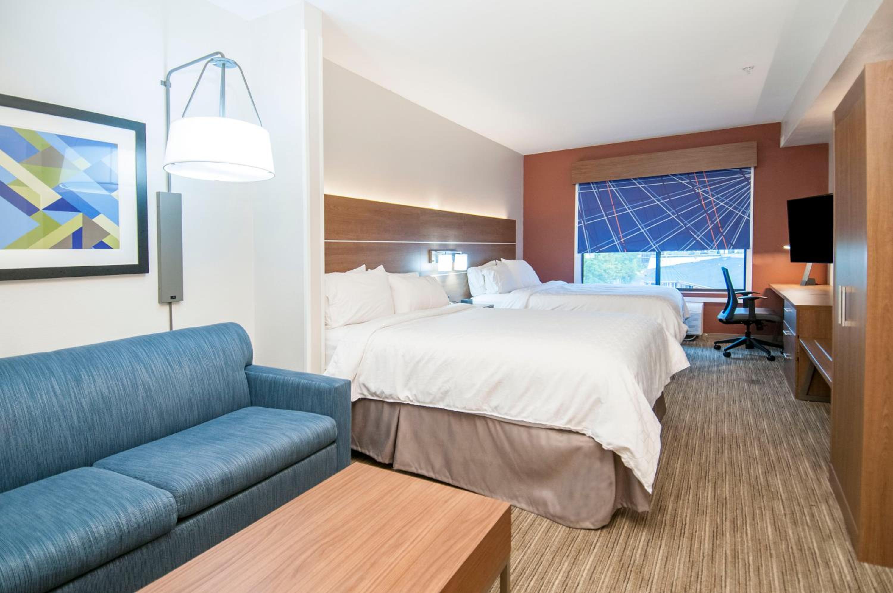 Suite with Two Beds - Non-Smoking