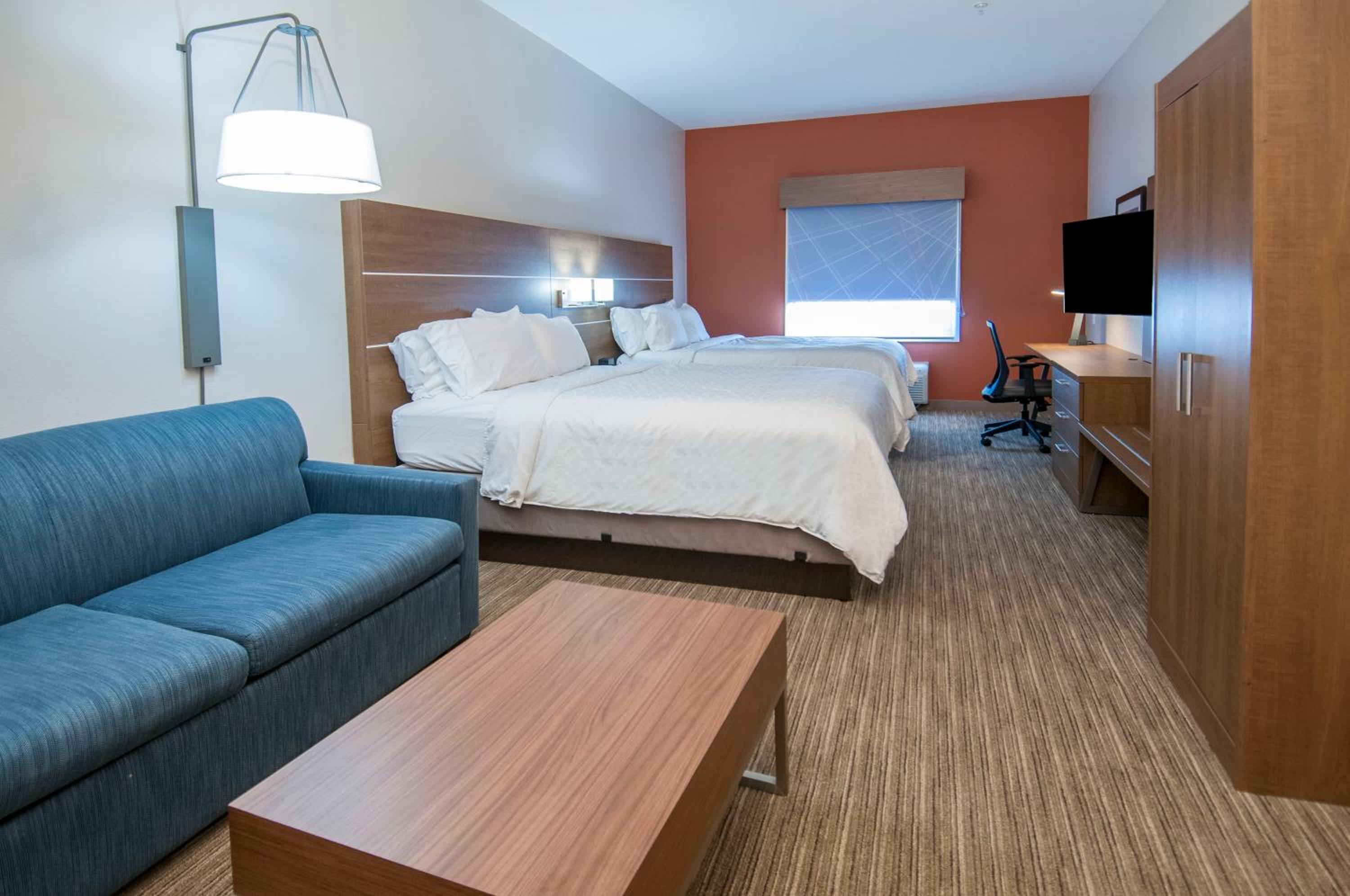 Suite with Two Queen Beds