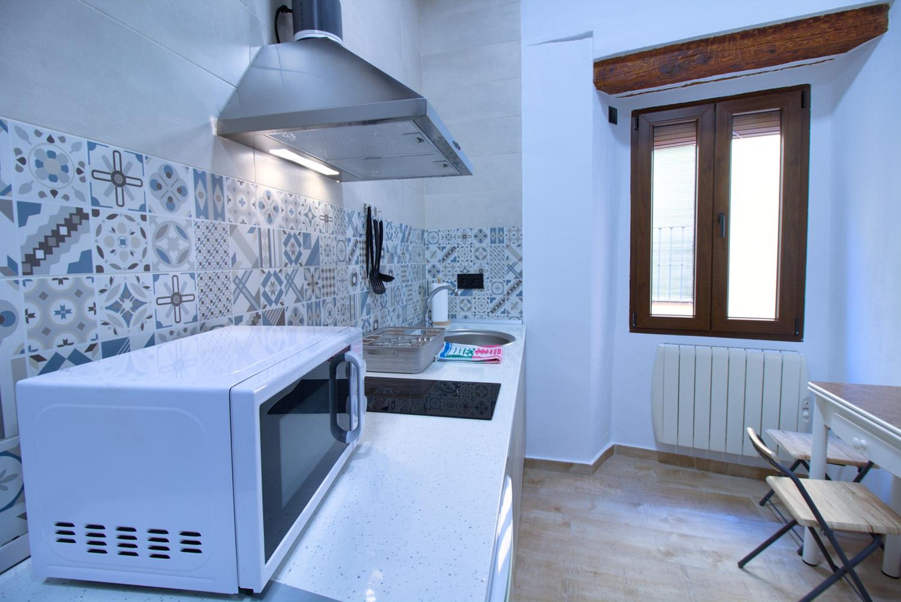 One-Bedroom Apartment - Photo 10