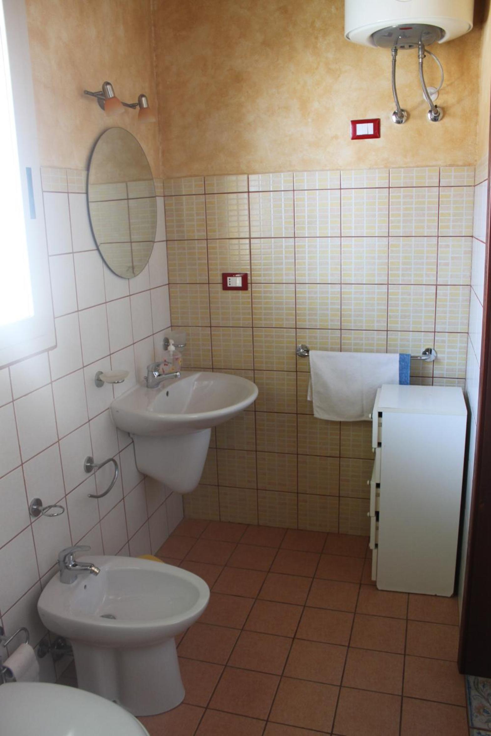 One-Bedroom Apartment with Terrace photo 3