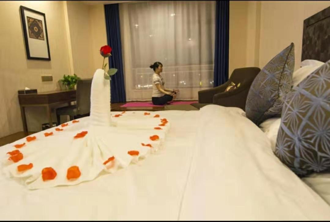 Superior Single Room with Lake View-Mainland Chinese Citizens Only photo 1