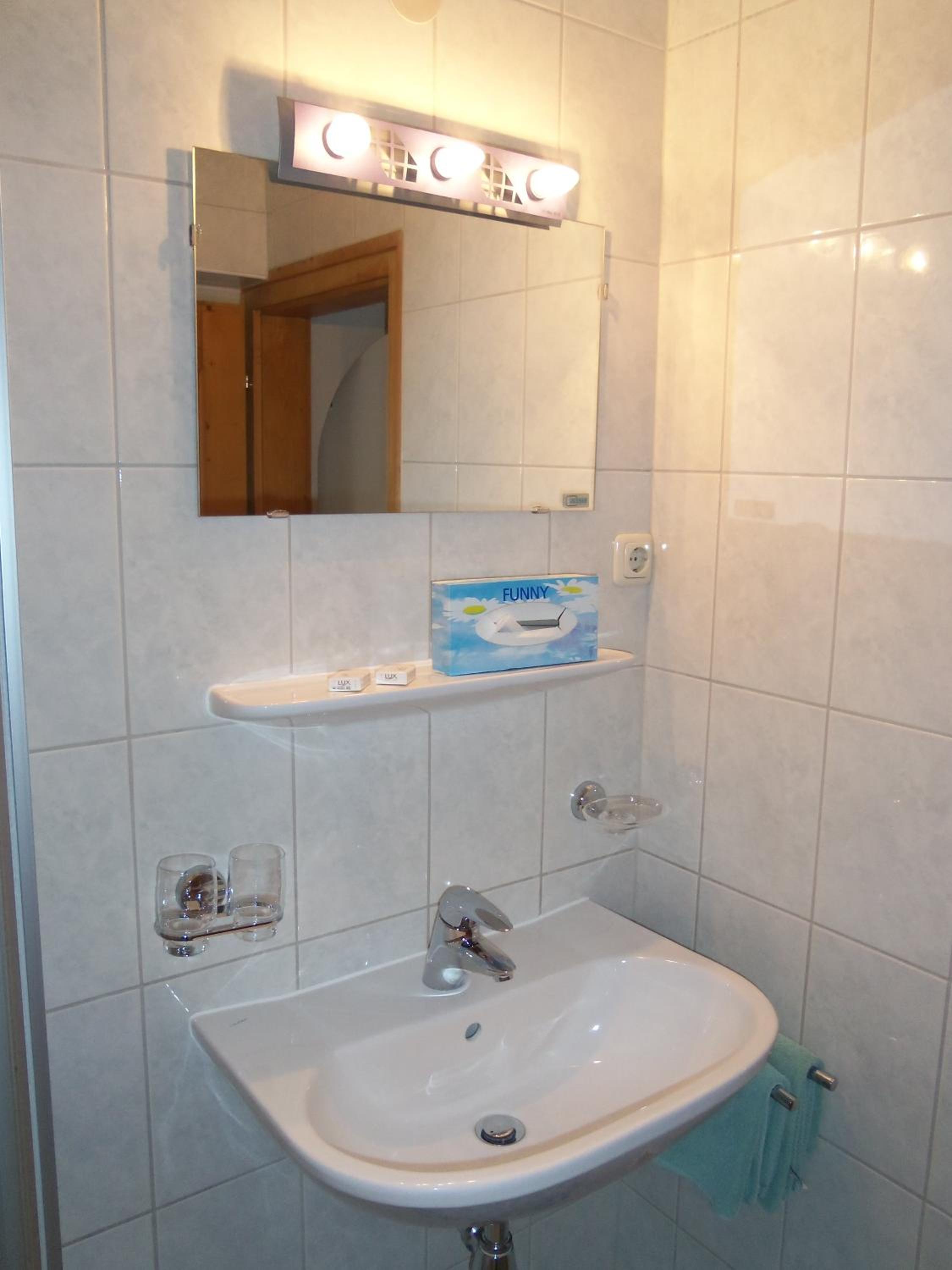 Single Room with Balcony photo 3