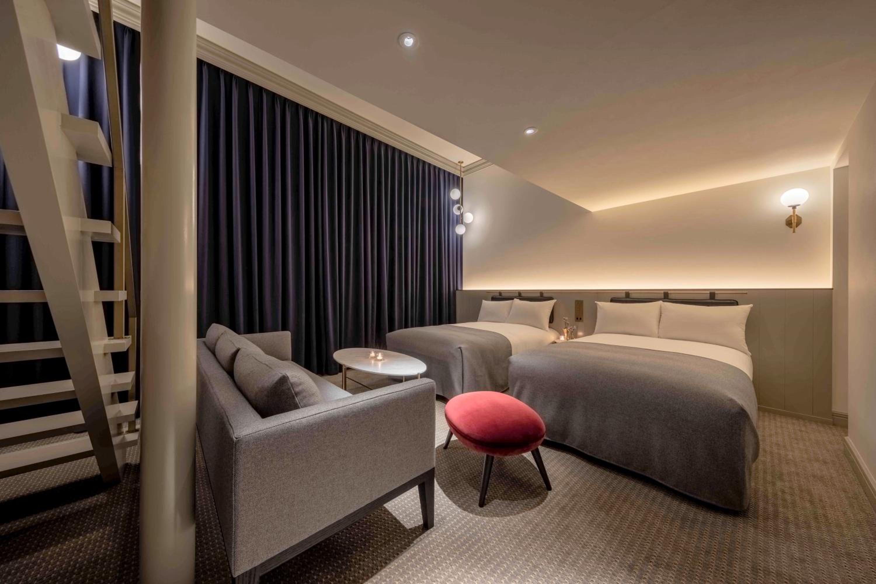 Comfort Loft Room - Photo 12