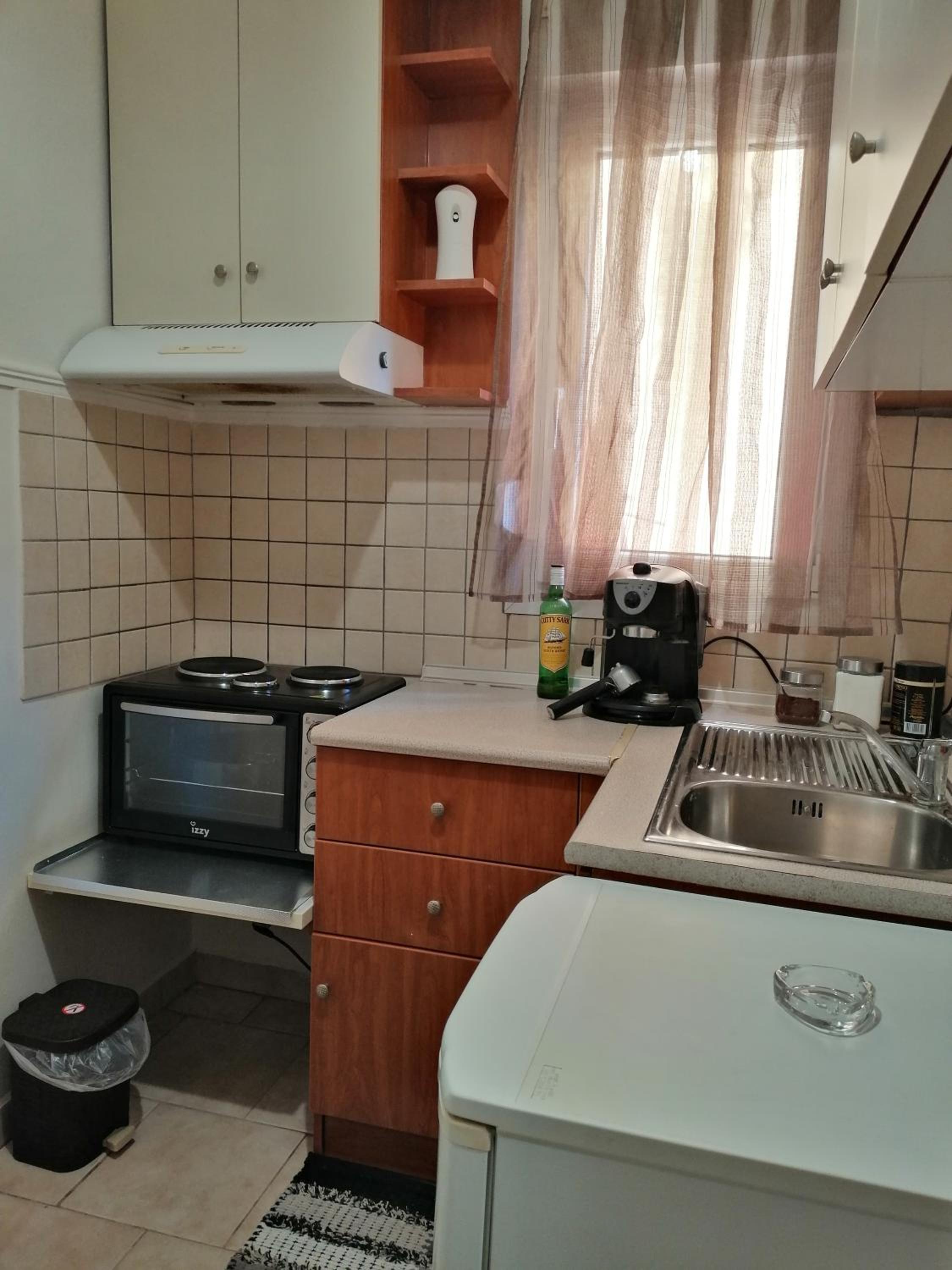 One-Bedroom Apartment - Photo 5