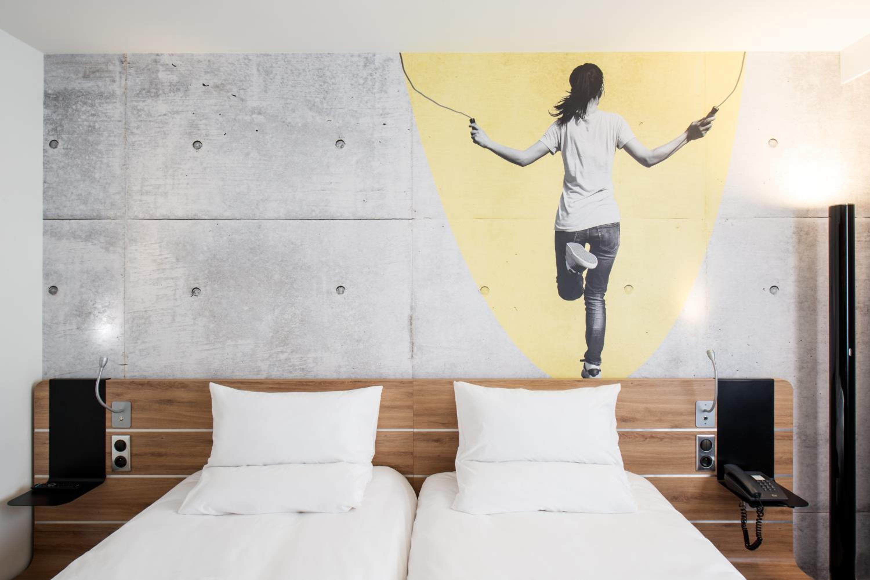 Executive Twin Room - Photo 1