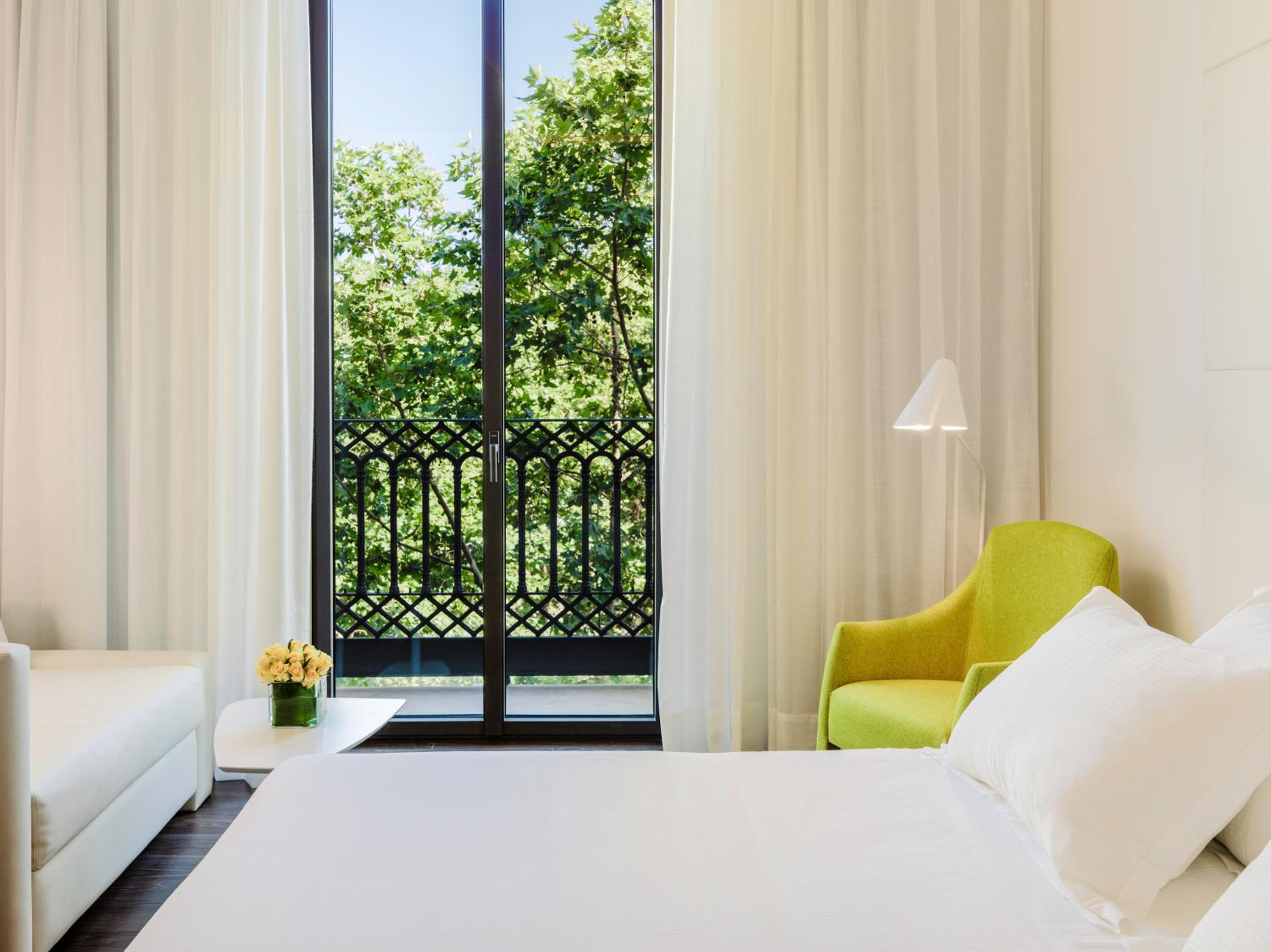 Triple Room (2 Adults + 1 Child)