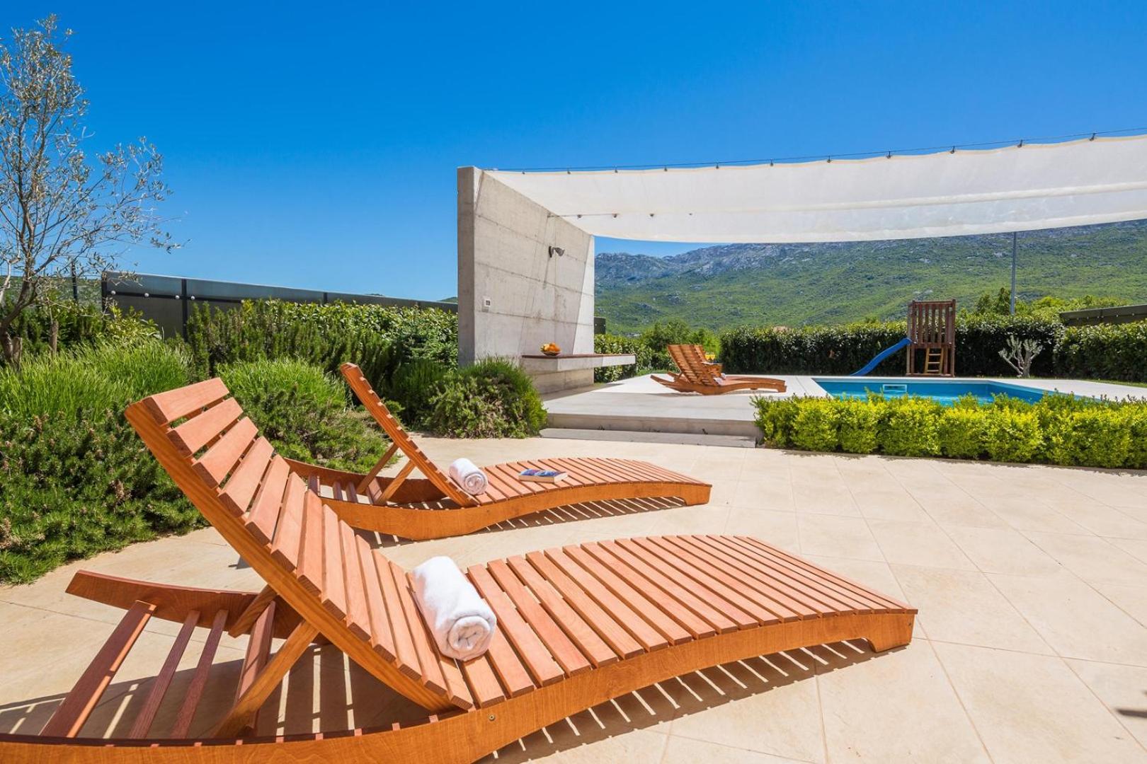 Villa with Private Pool photo 3