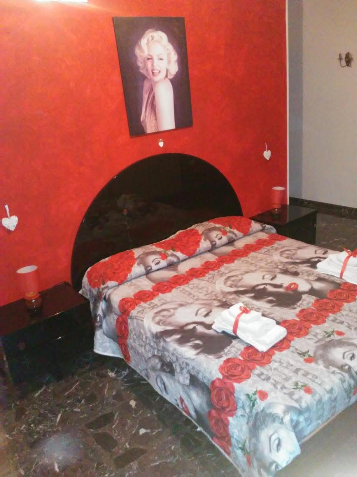 Double Room - Photo 6