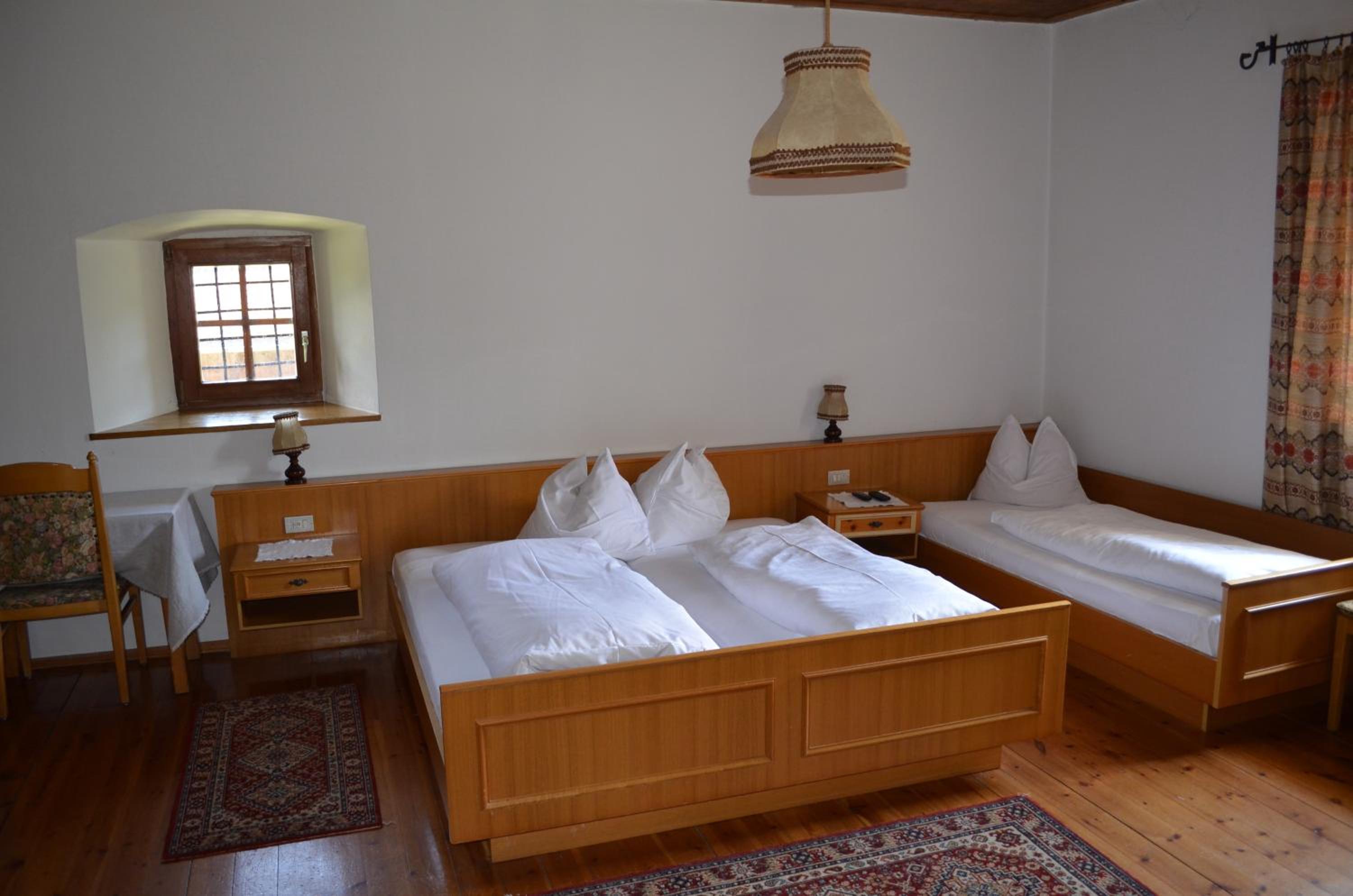Double Room - Photo 2
