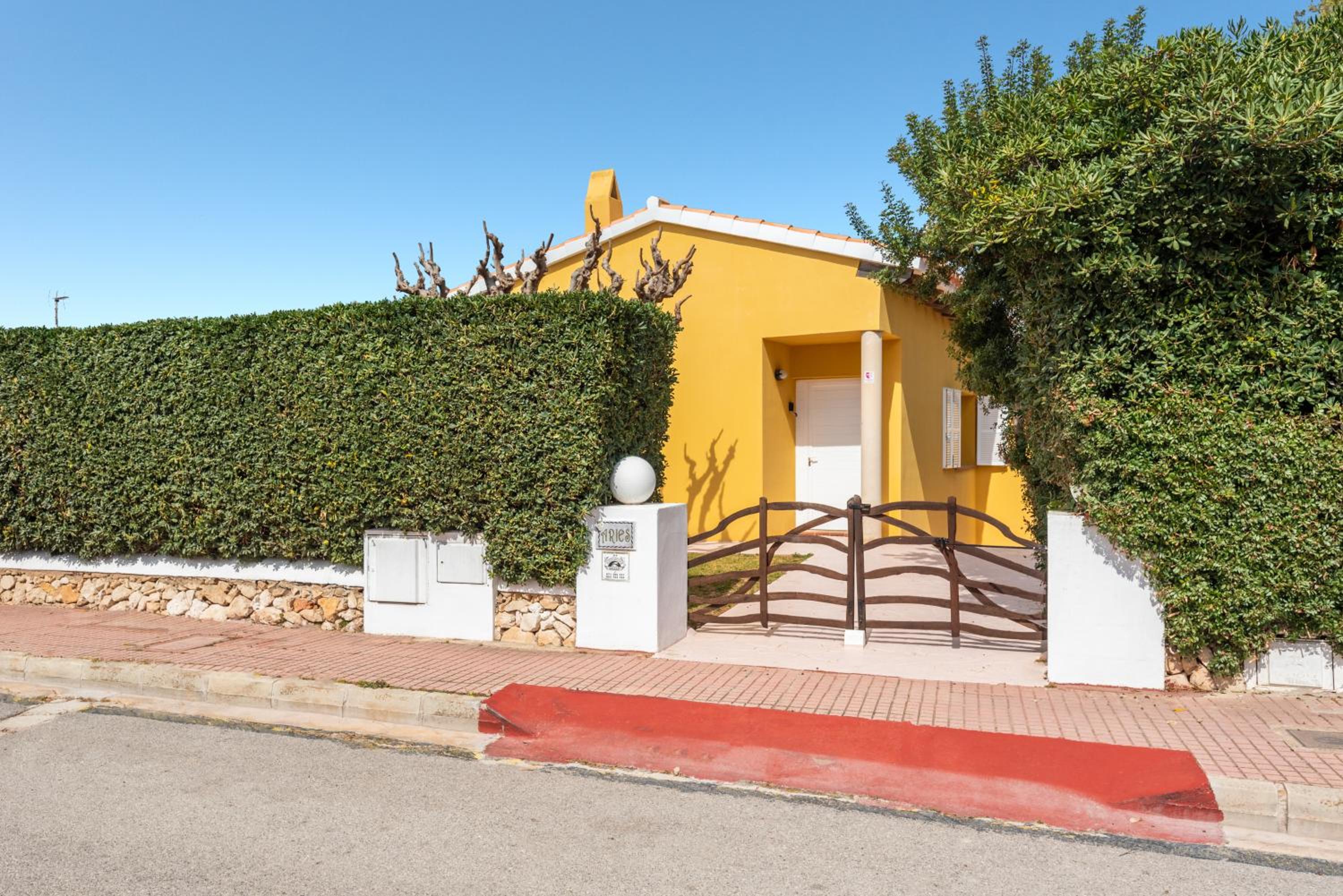 Villa photo 2