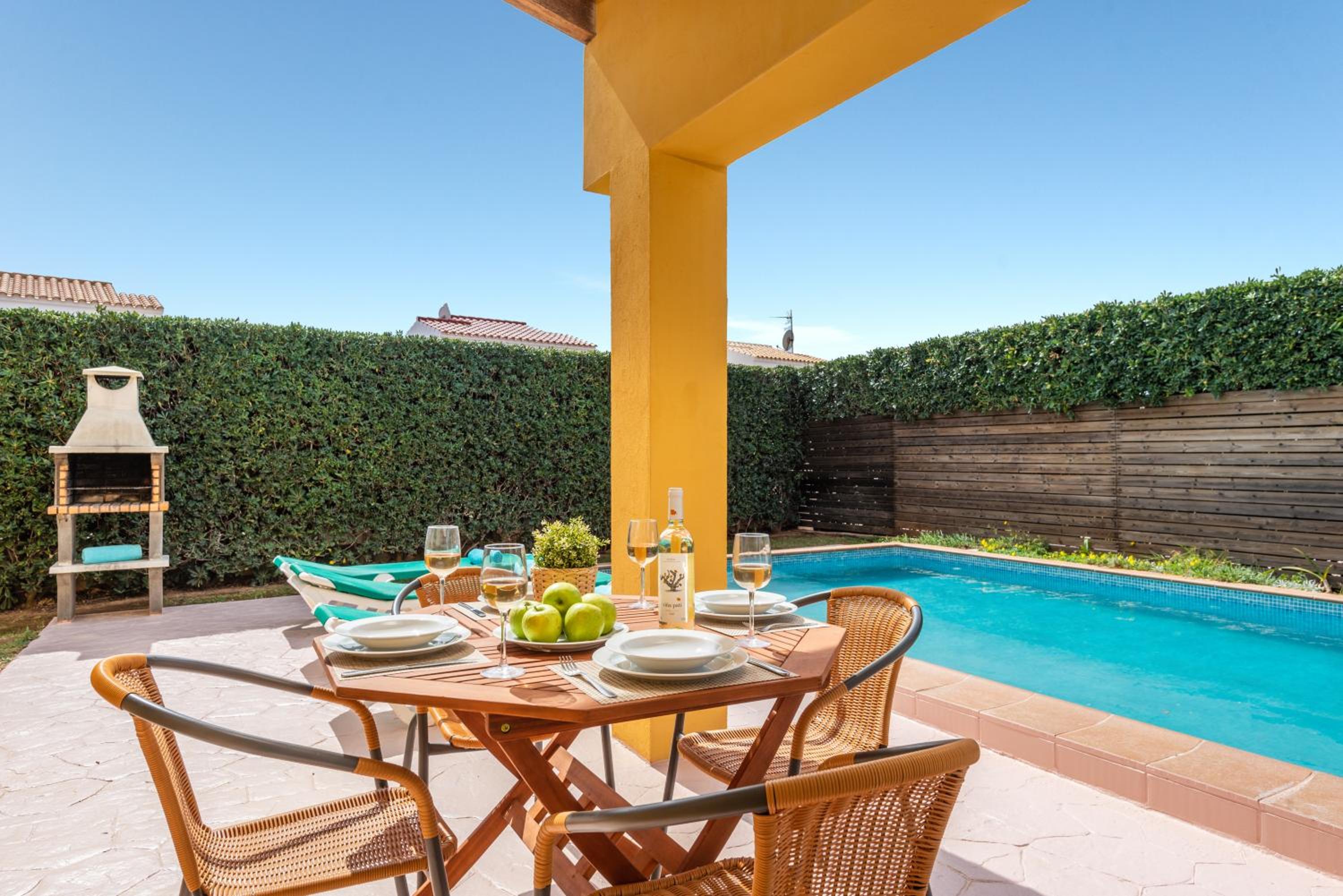 Villa photo 3