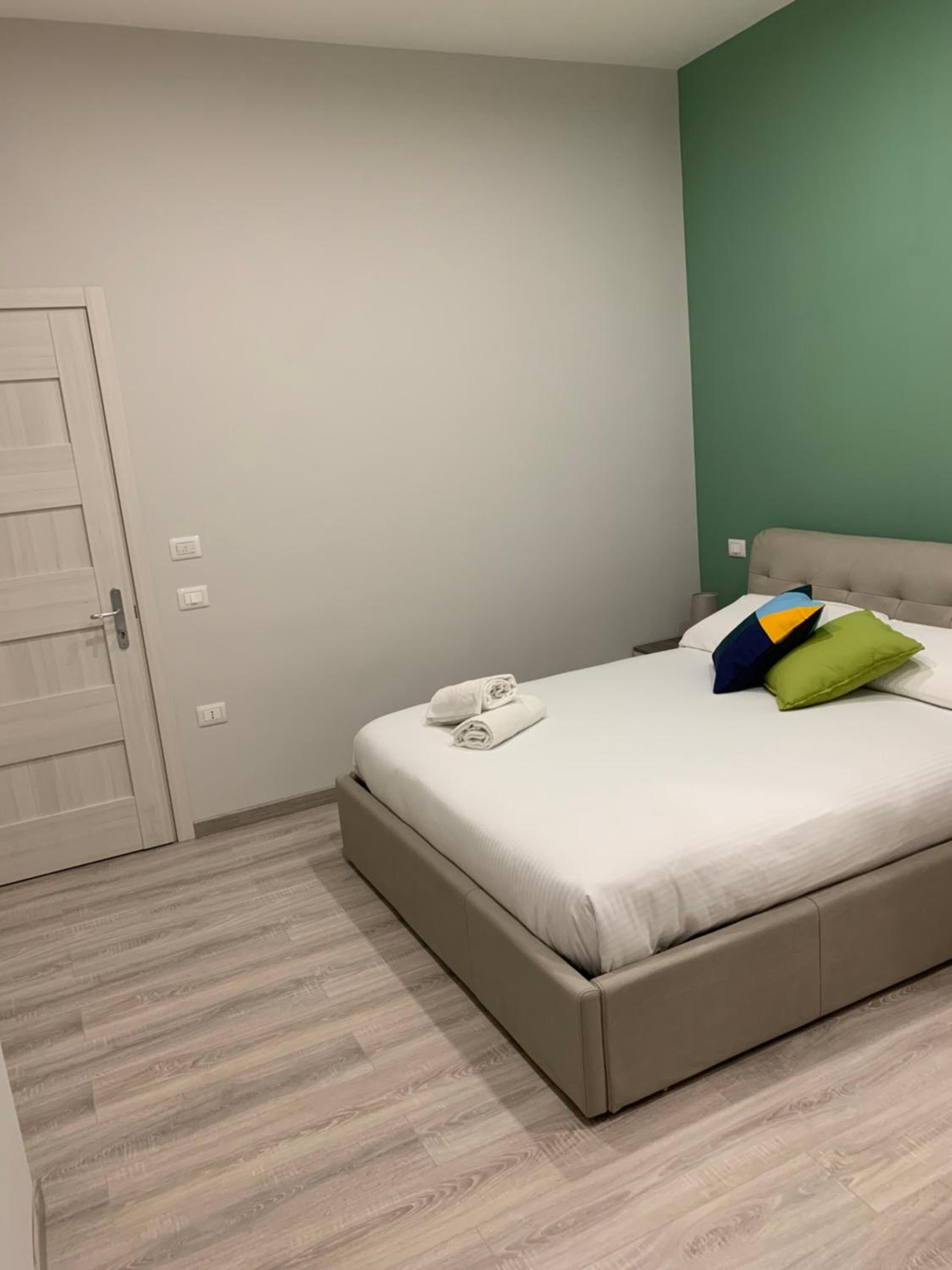 Economy Triple Room photo 1