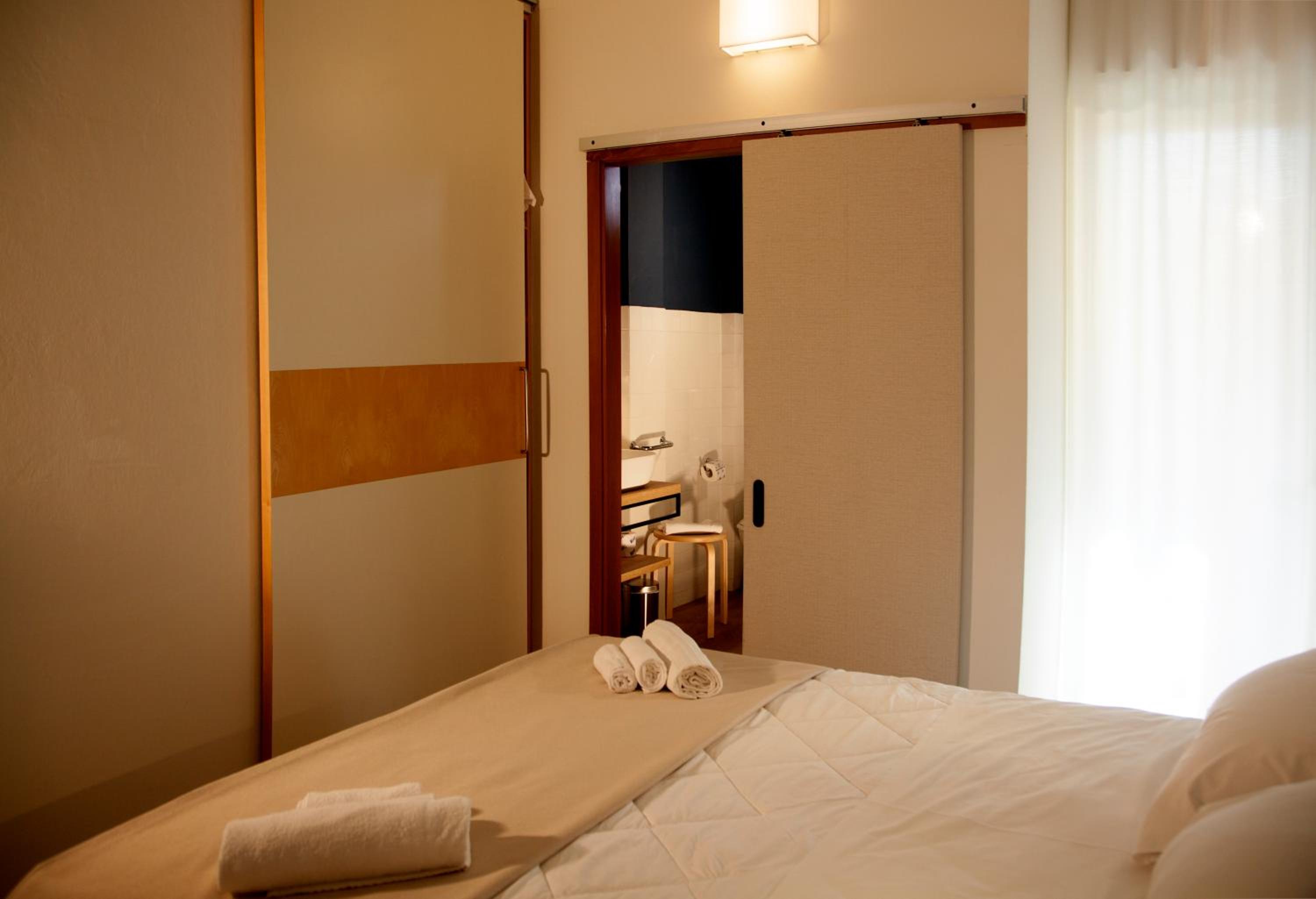 Superior Double Room with Sea View - Photo 17