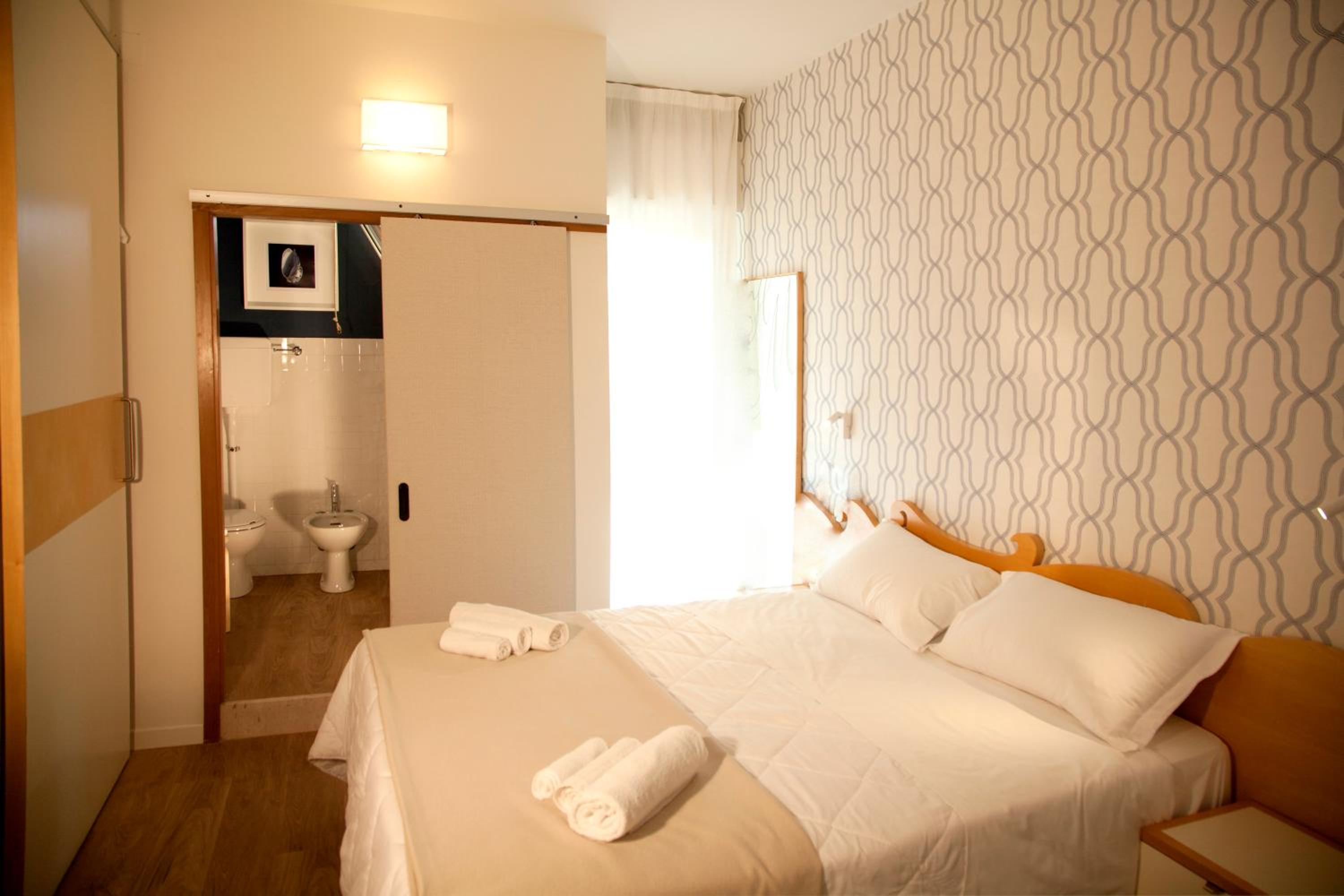 Superior Double Room with Sea View - Photo 15