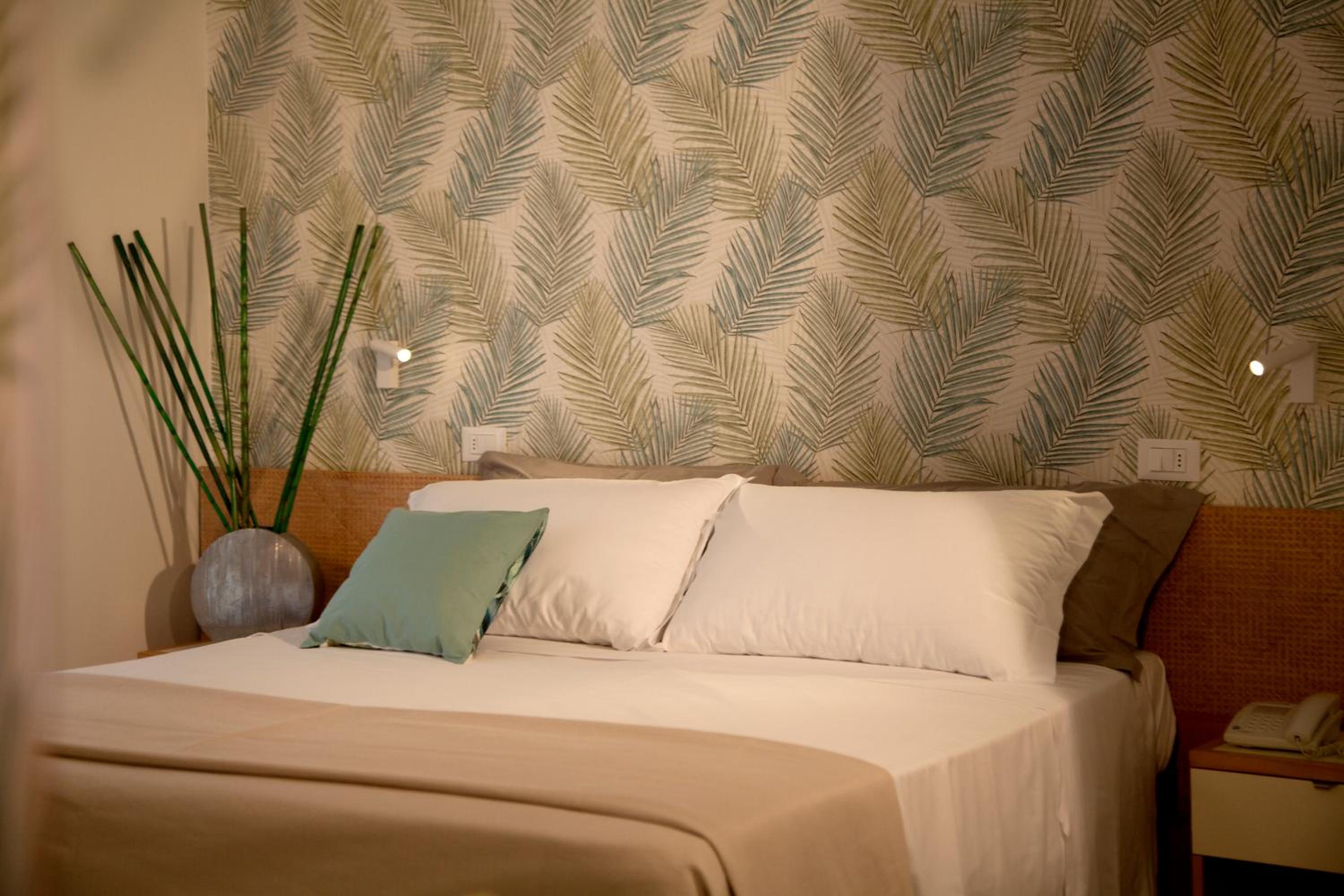 Superior Double Room with Sea View - Photo 26