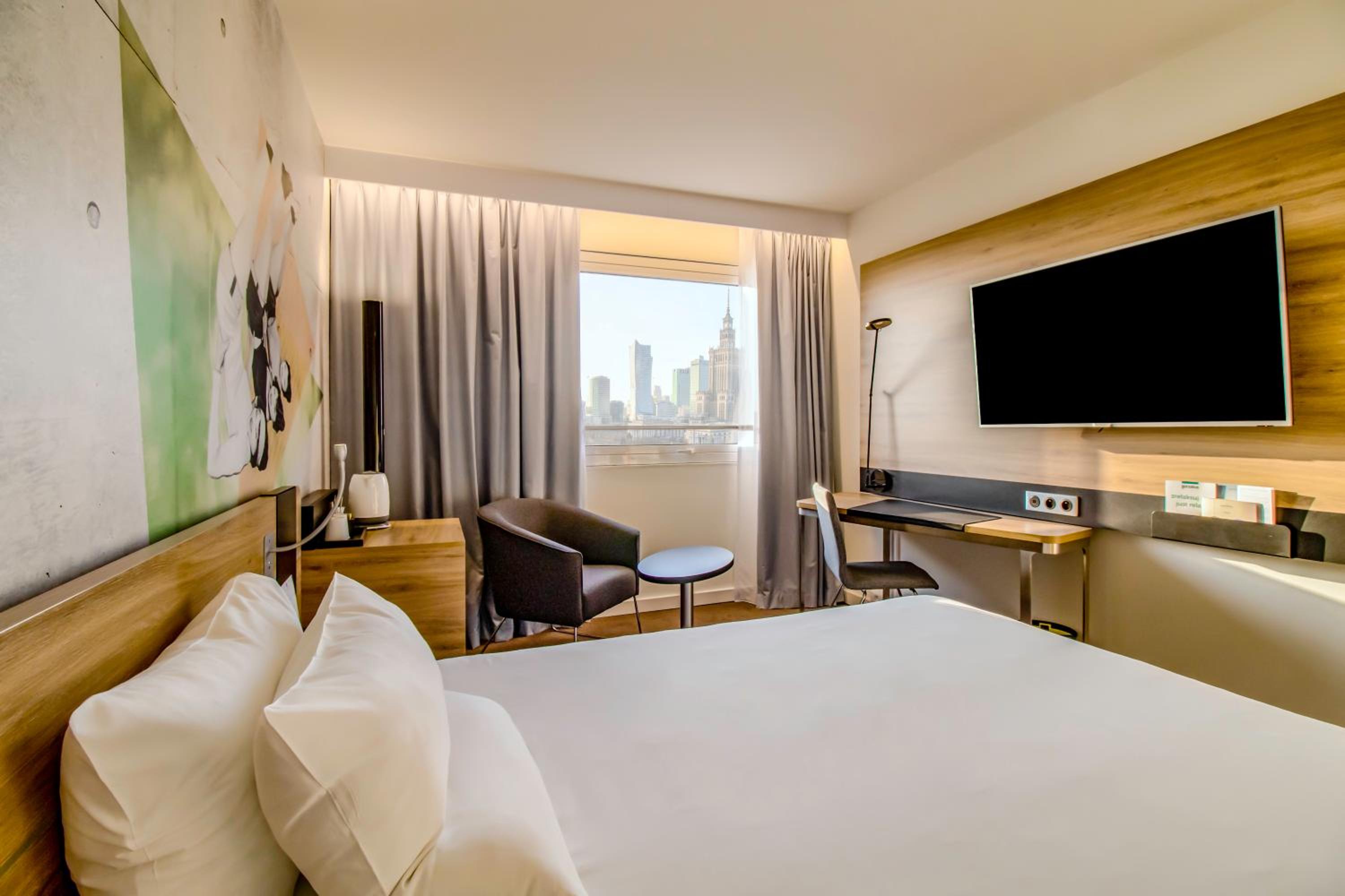 Executive Double Room with City View - Photo 1