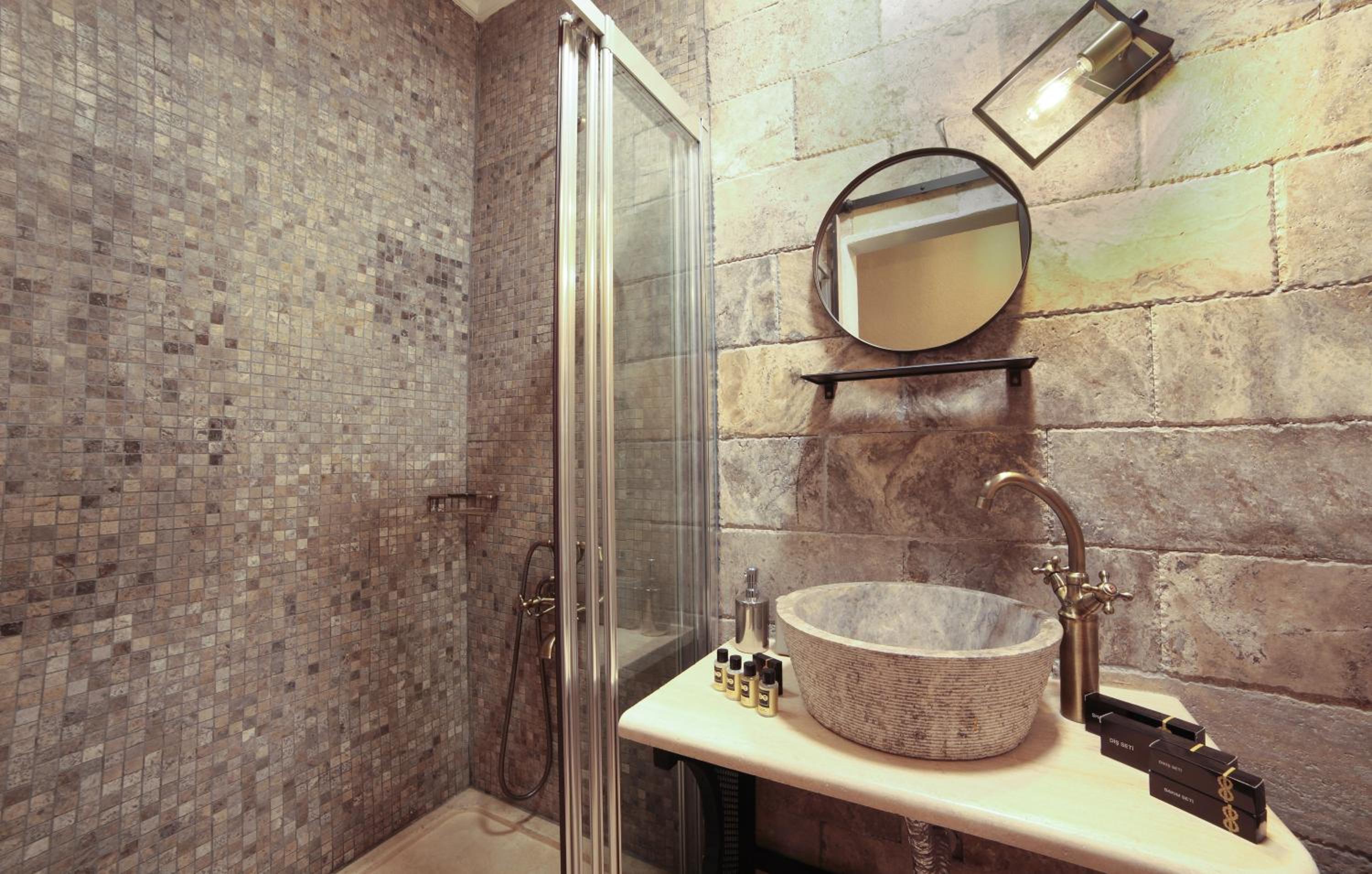 Studio Apartment photo 2