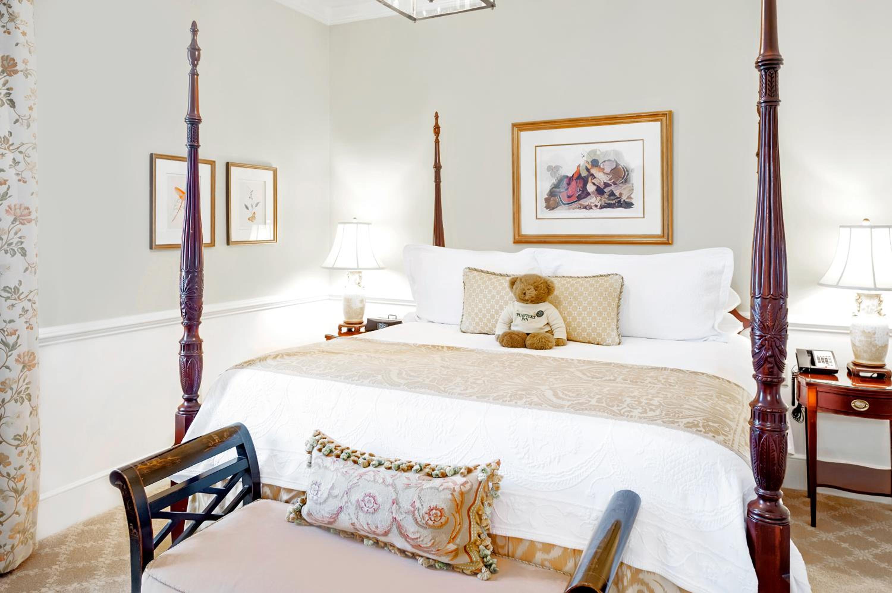 Governor's Suite - Photo 8