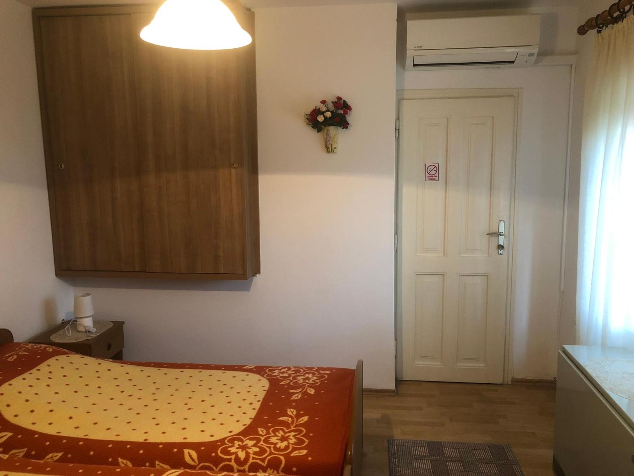 Twin Room with Terrace - Photo 7