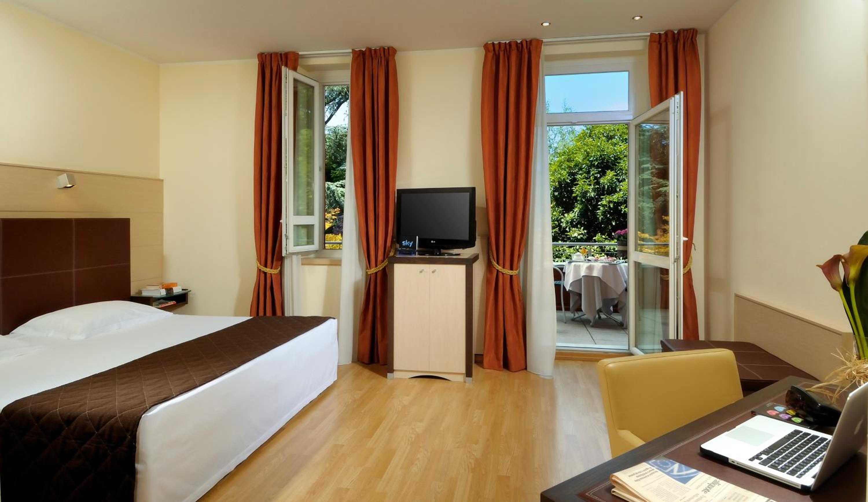 Superior Double Room - Photo 2