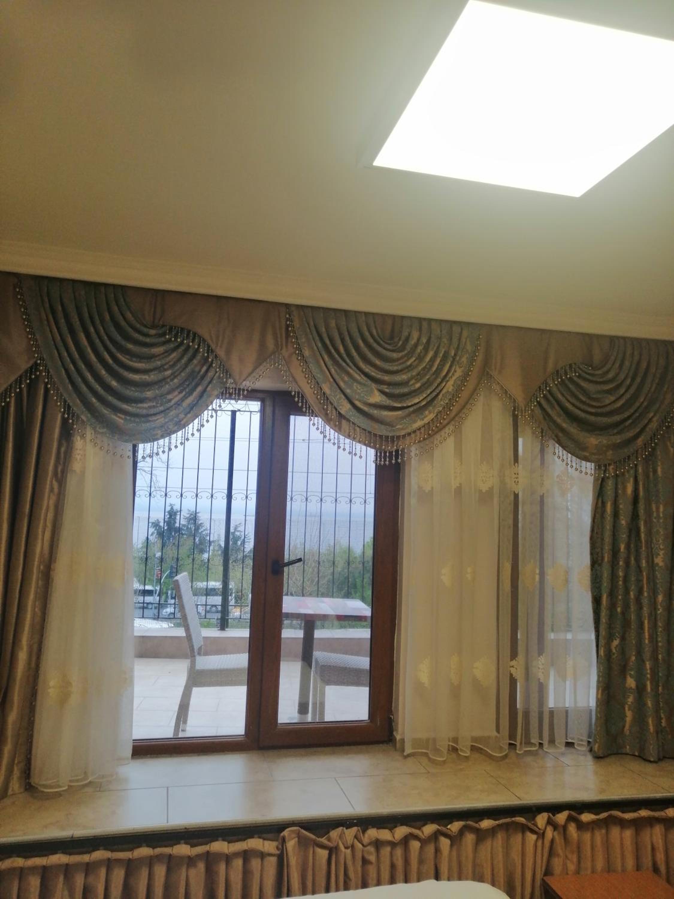Economy Double Room with Garden View - Basement Floor photo 2