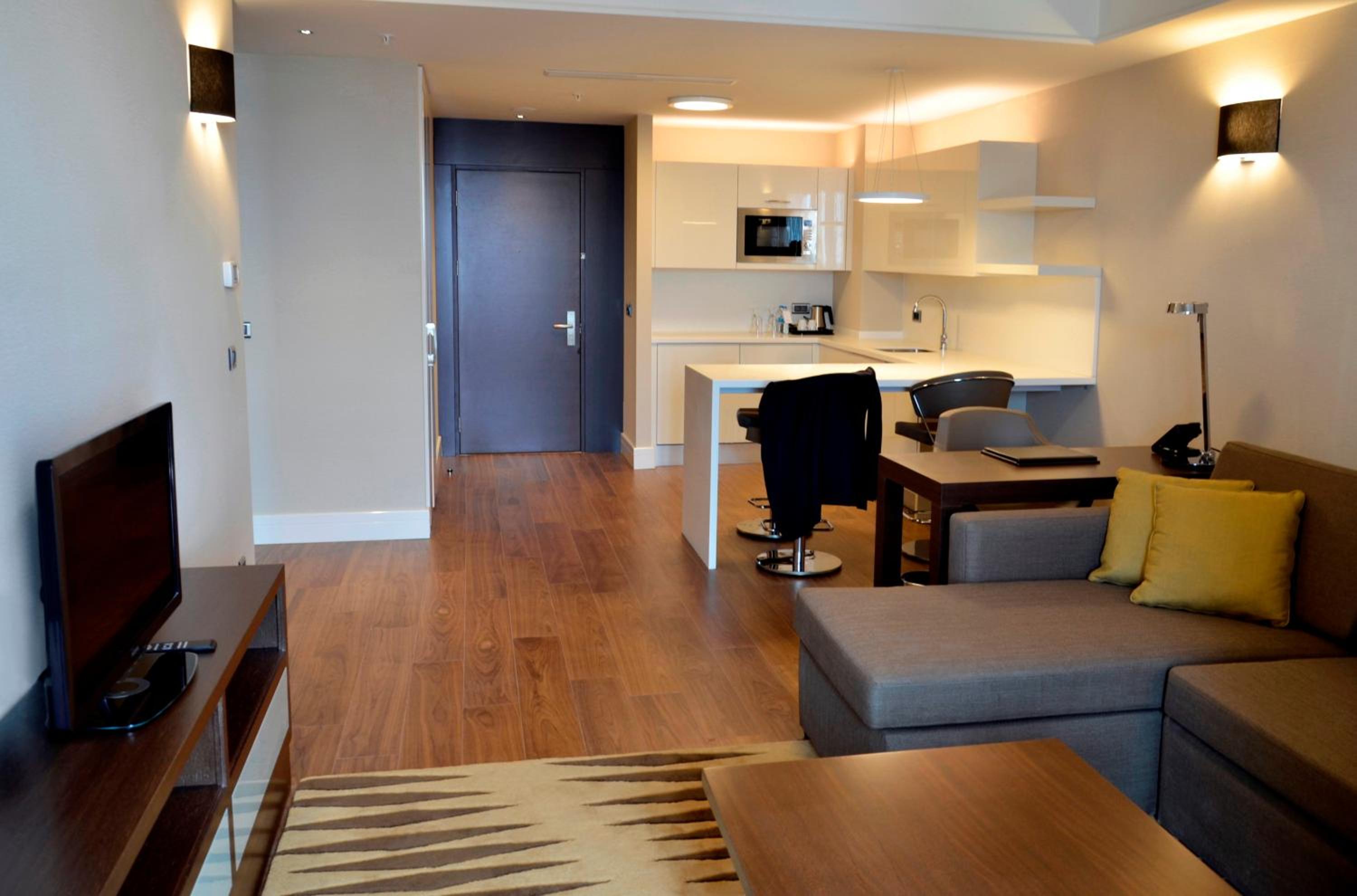 Deluxe Room with Kitchenette