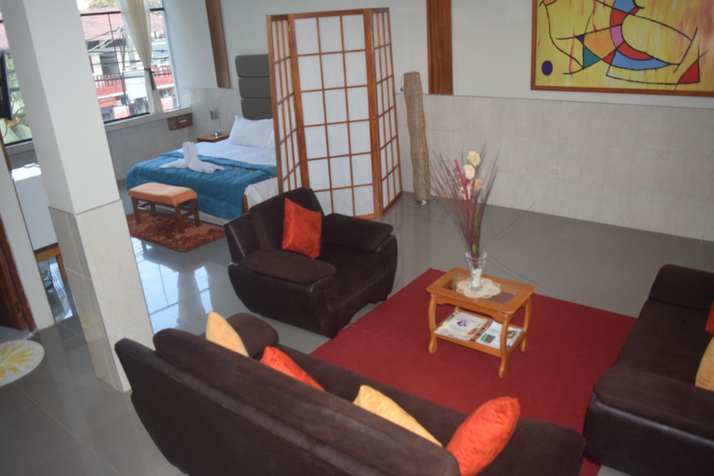 Deluxe Suite with Spa Bath