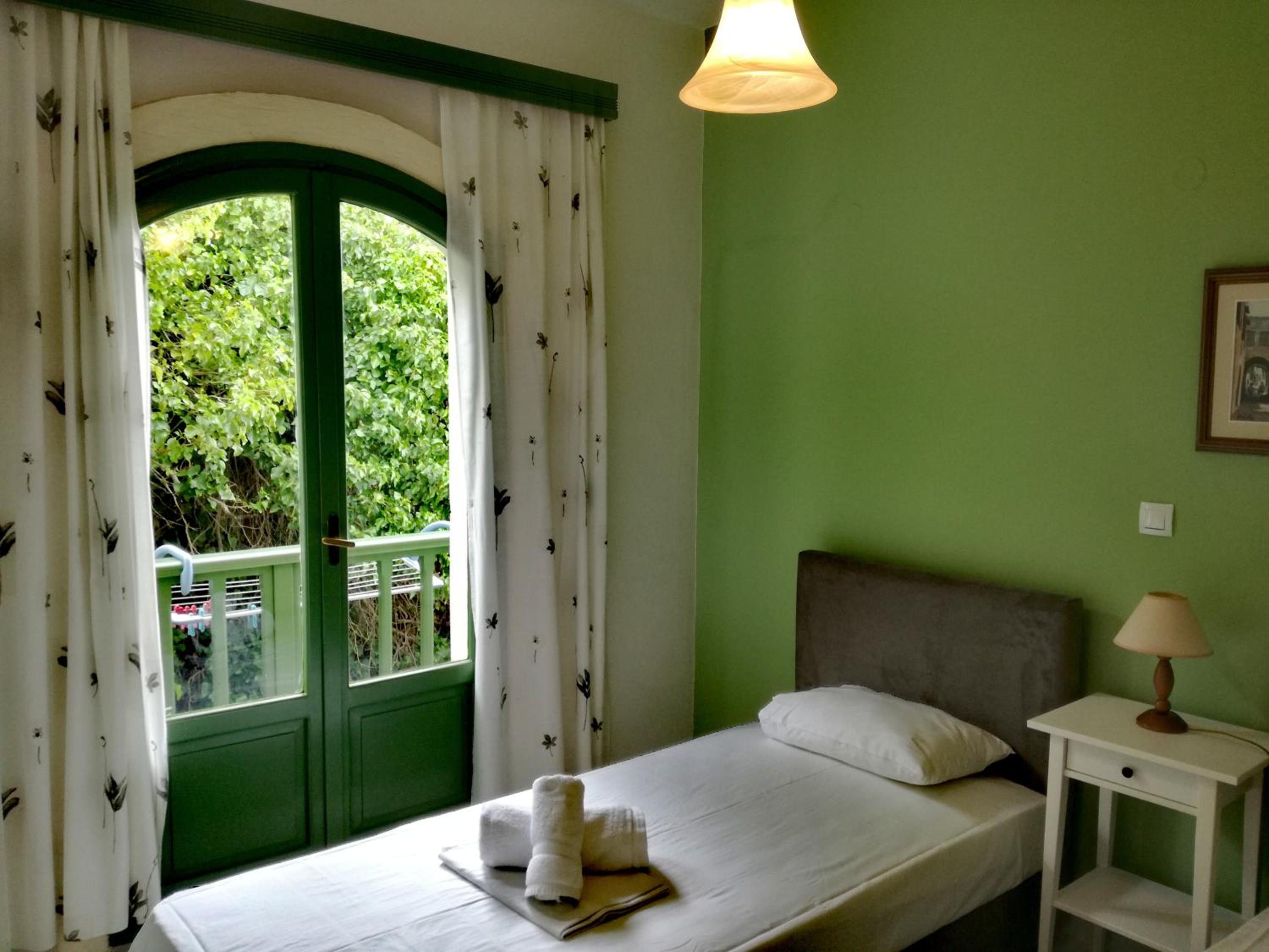 One-Bedroom Apartment (2 Adults) photo 1