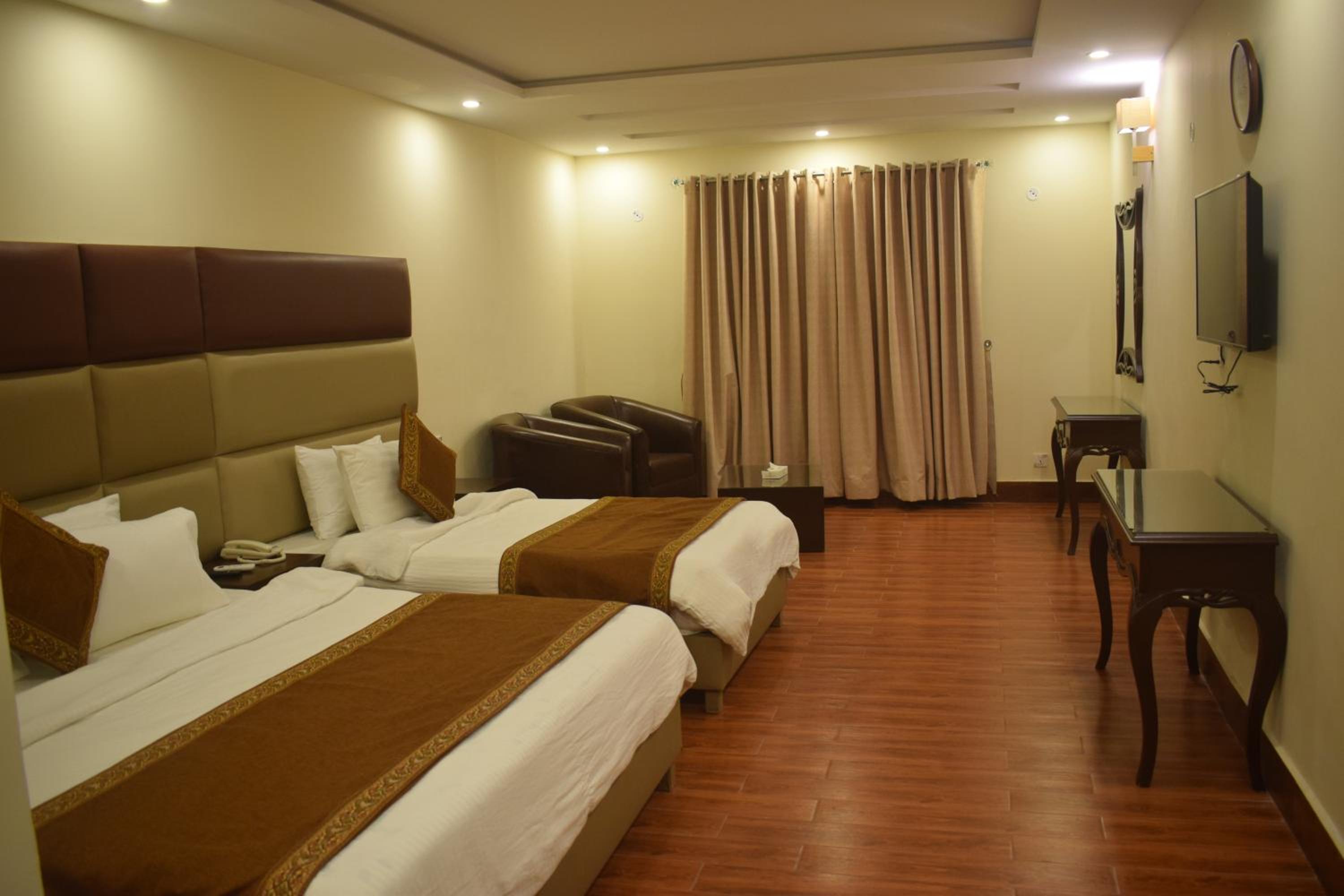 Superior Triple Room