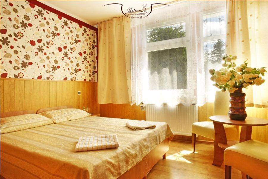 Double or Twin Room - Photo 2