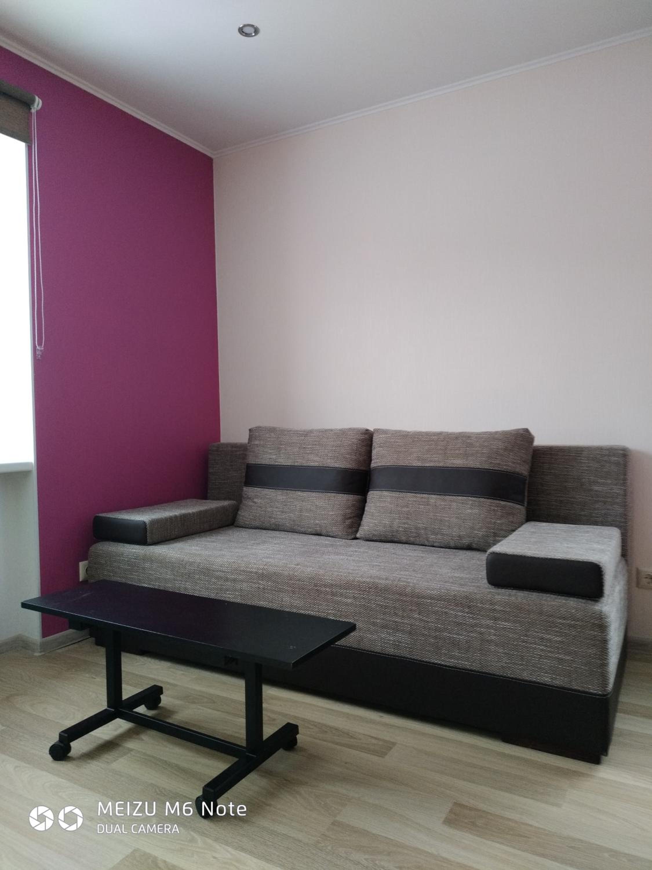 One-Bedroom Apartment - Photo 1