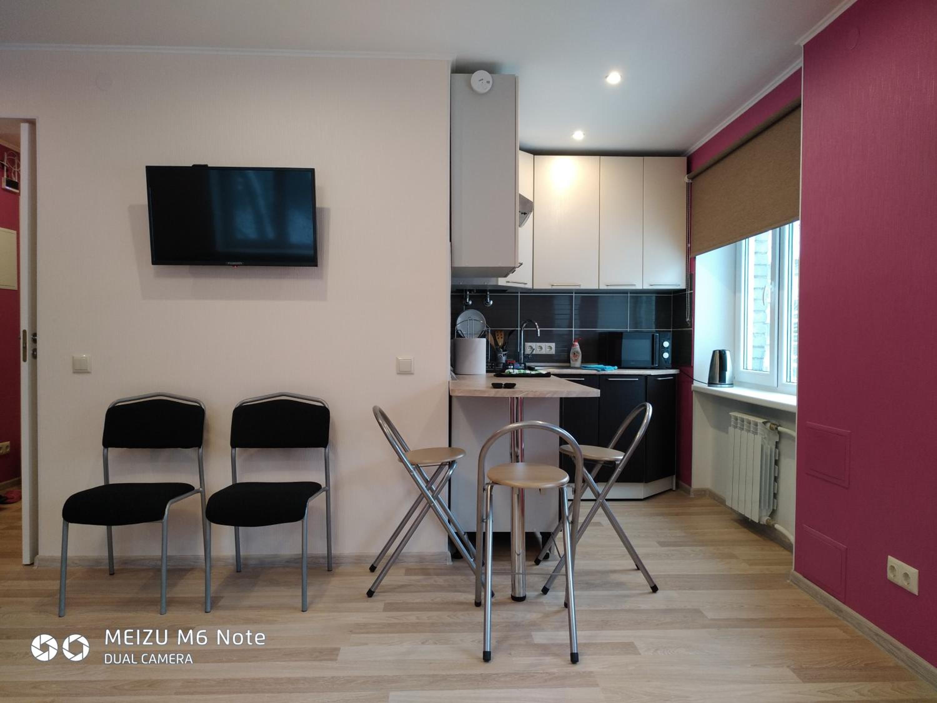One-Bedroom Apartment - Photo 10