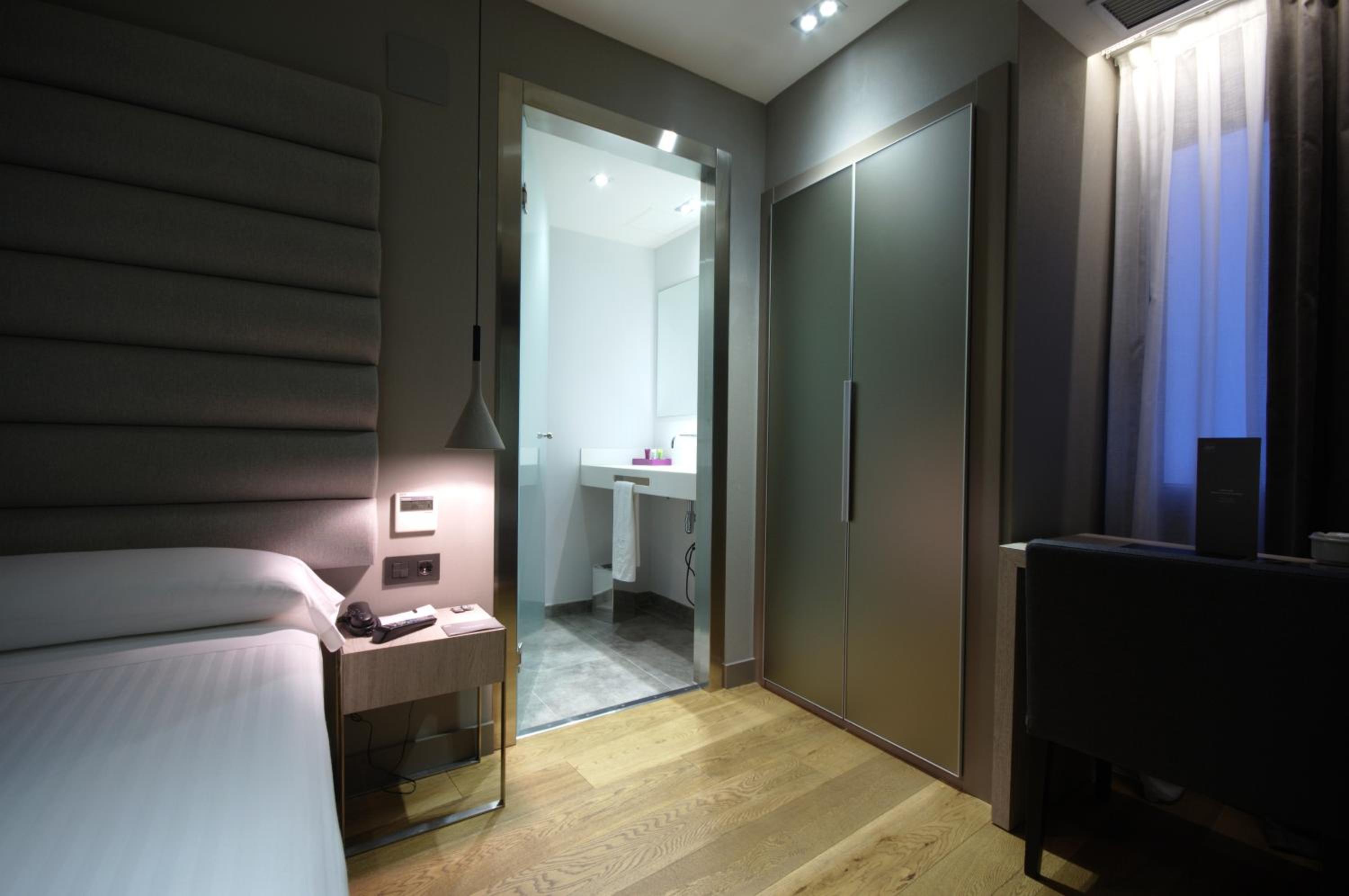 Economy Single Room photo 2