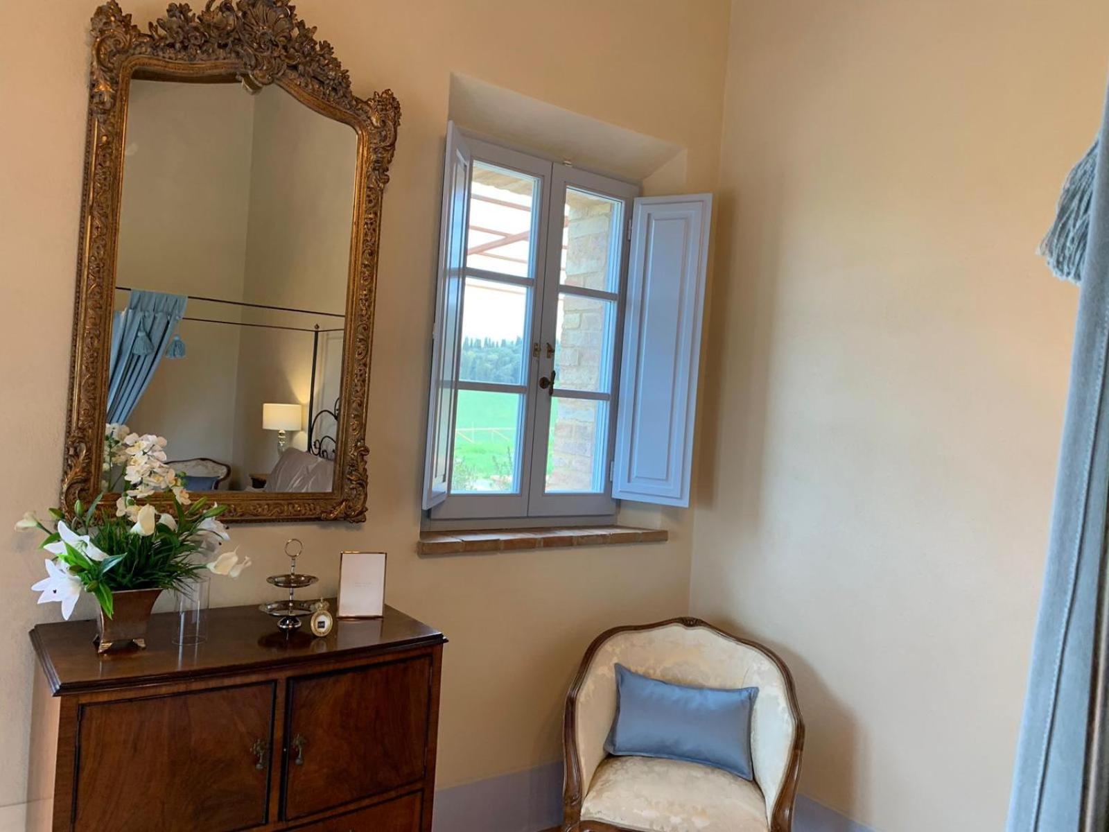 Junior Suite with Terrace - Photo 11