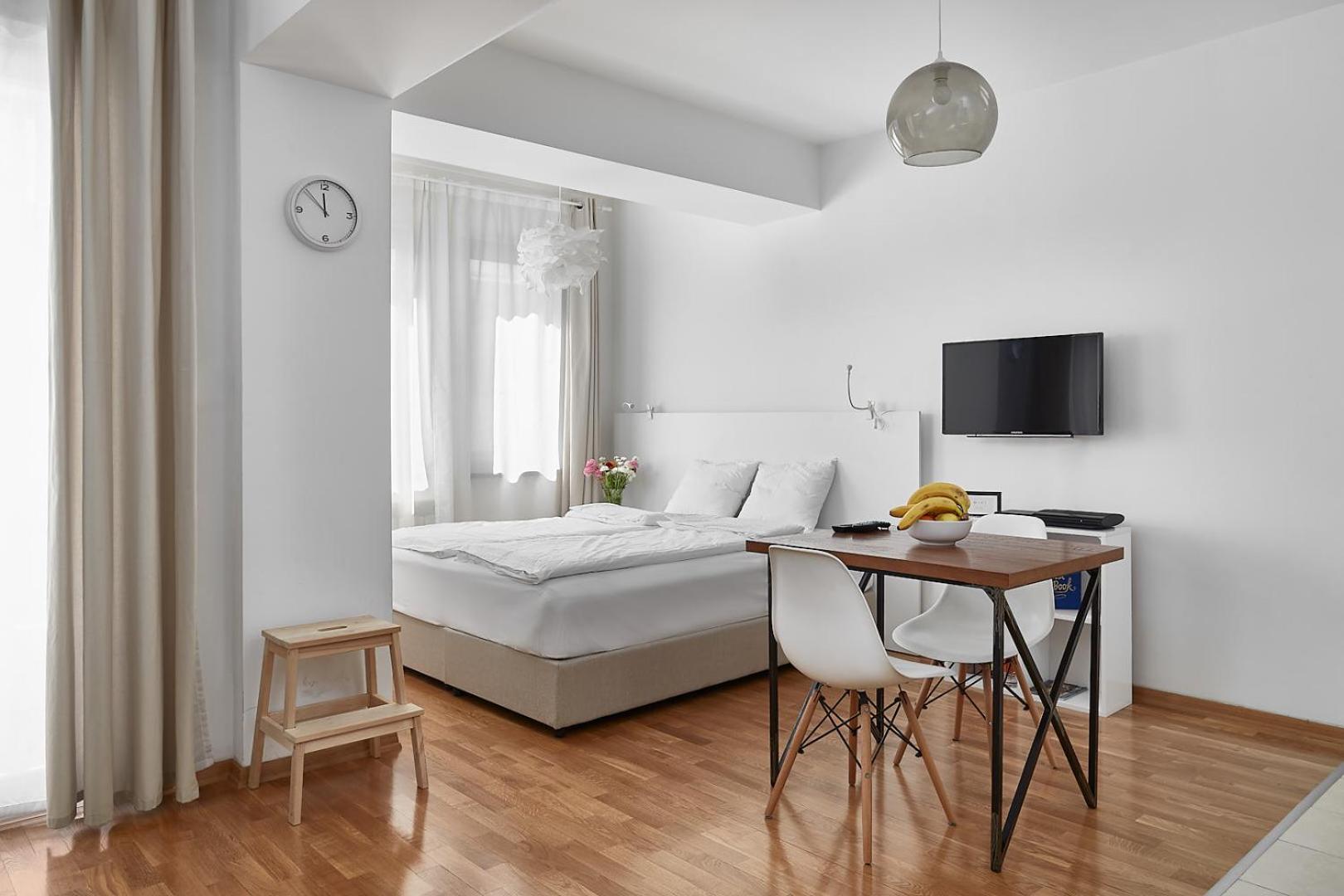 Studio Apartment with Balcony (2 Adults + 1 Child)  photo 3