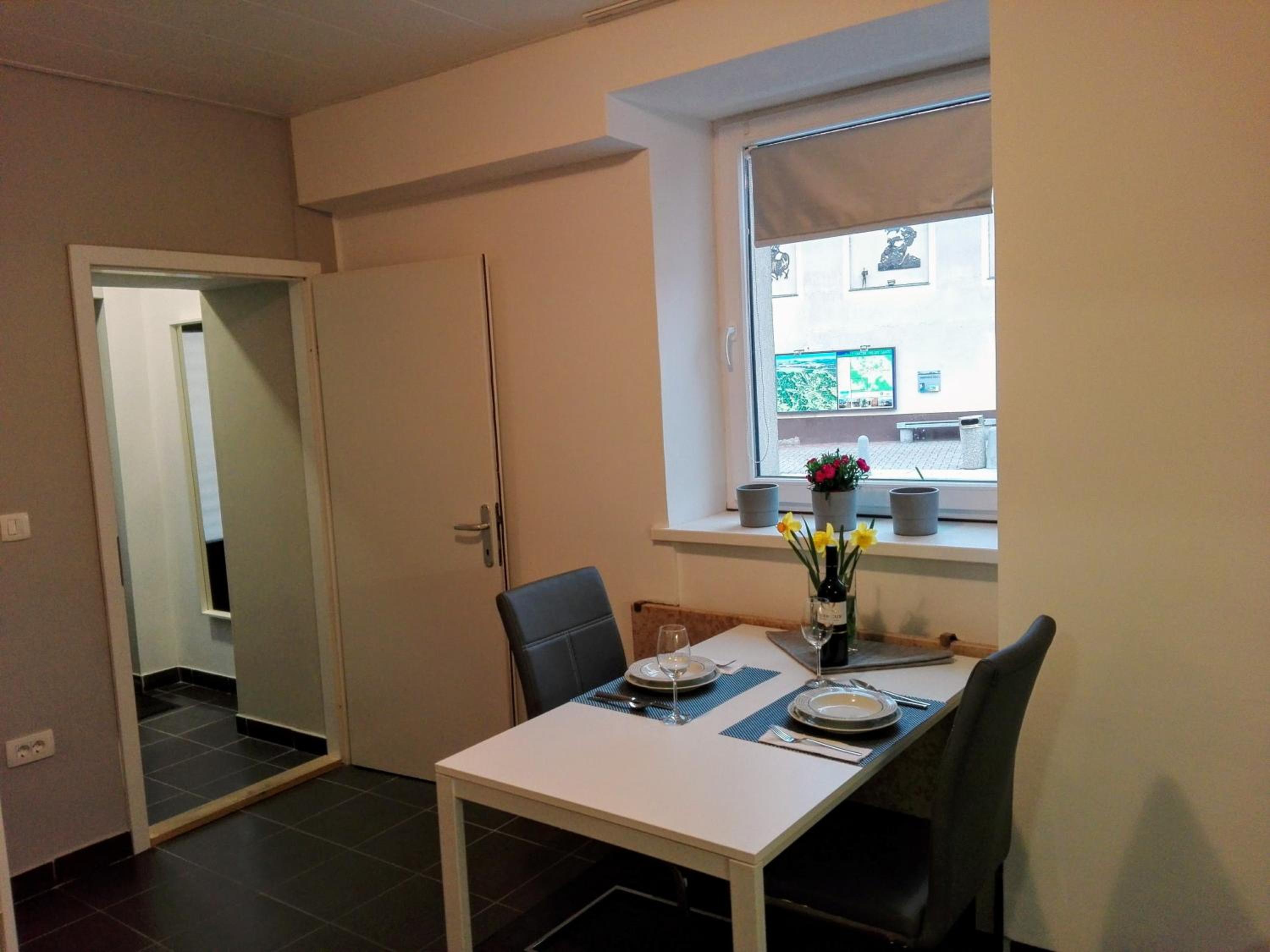 Apartment - Photo 2