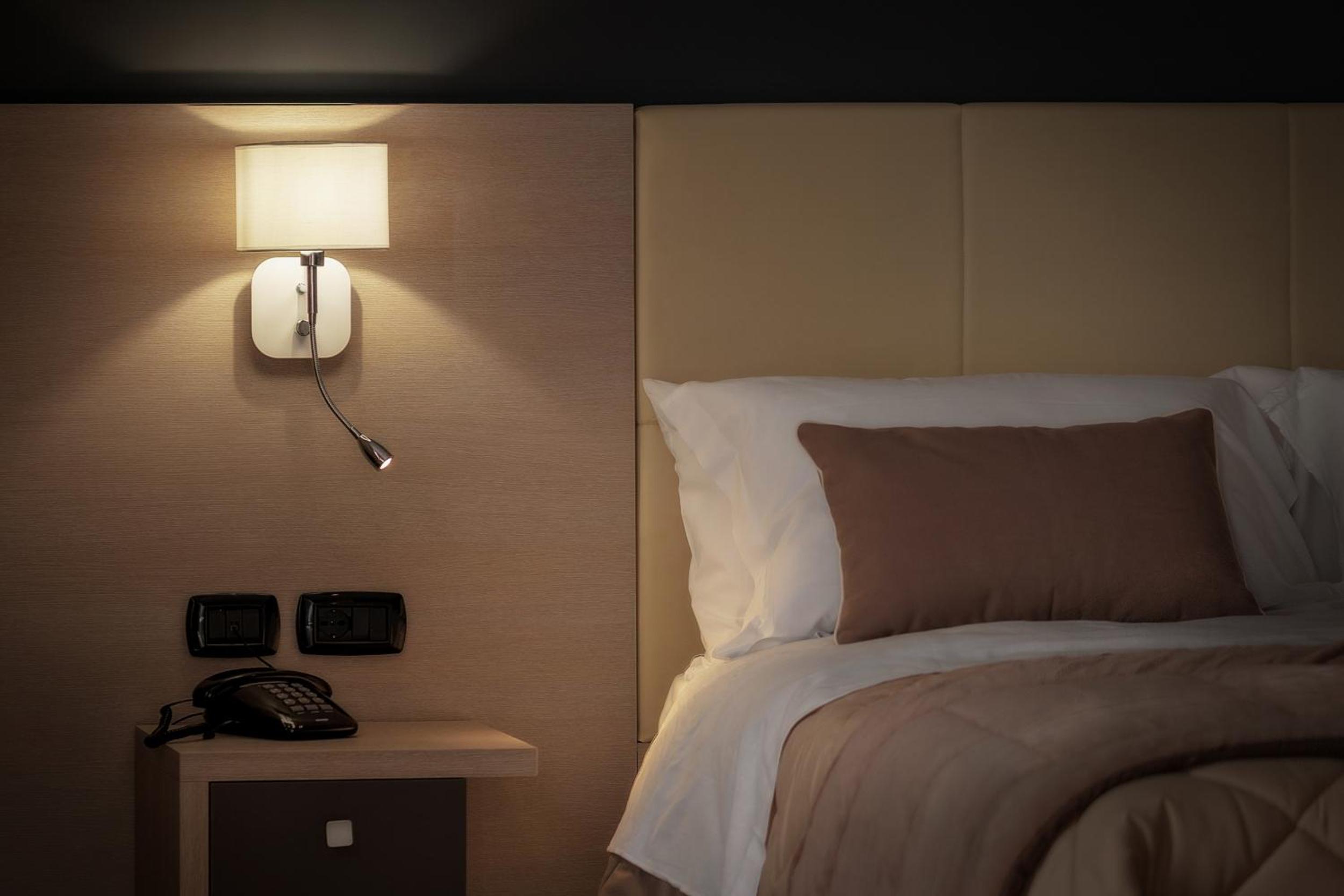 Superior Suite - Photo 13
