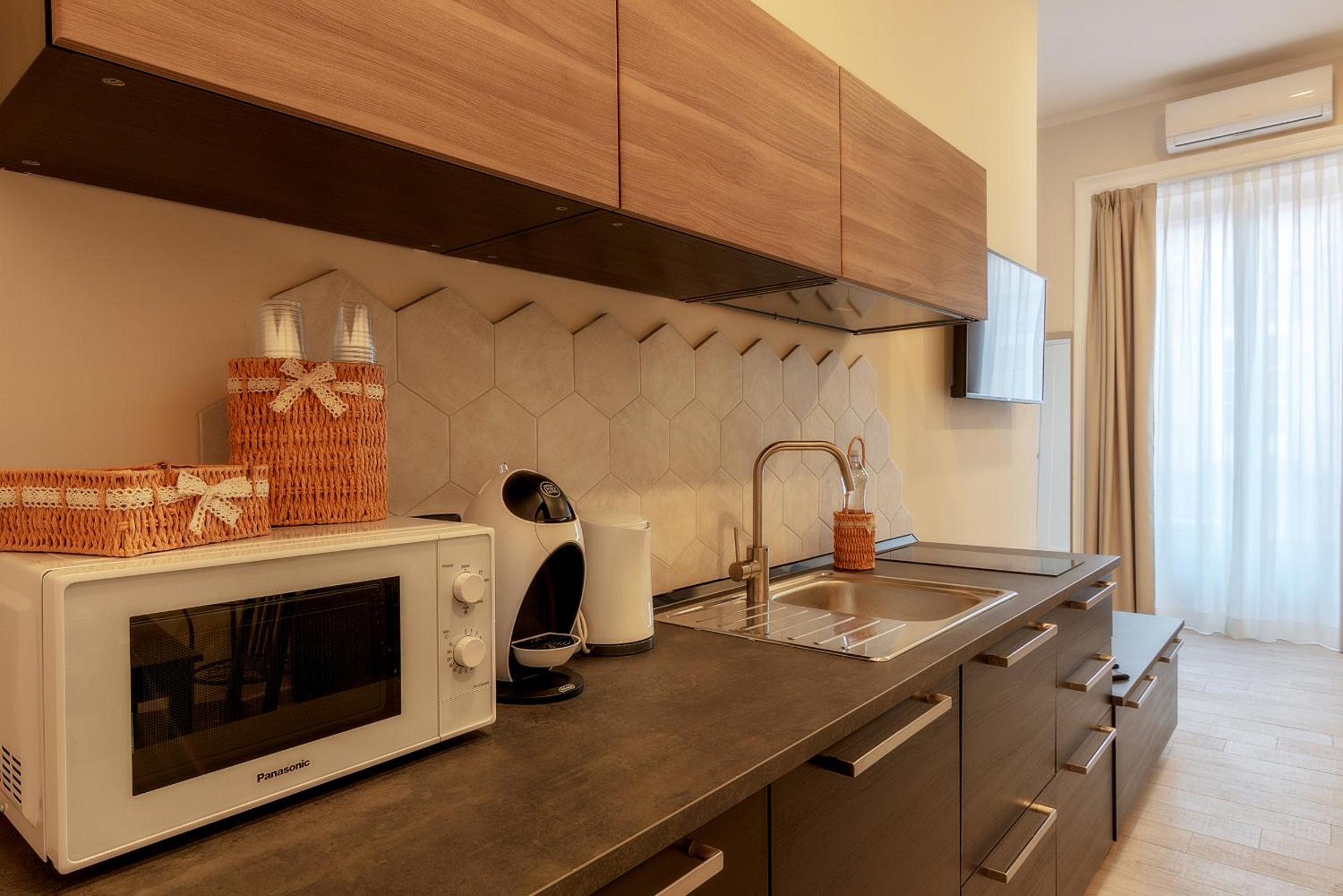 Superior Suite - Photo 27