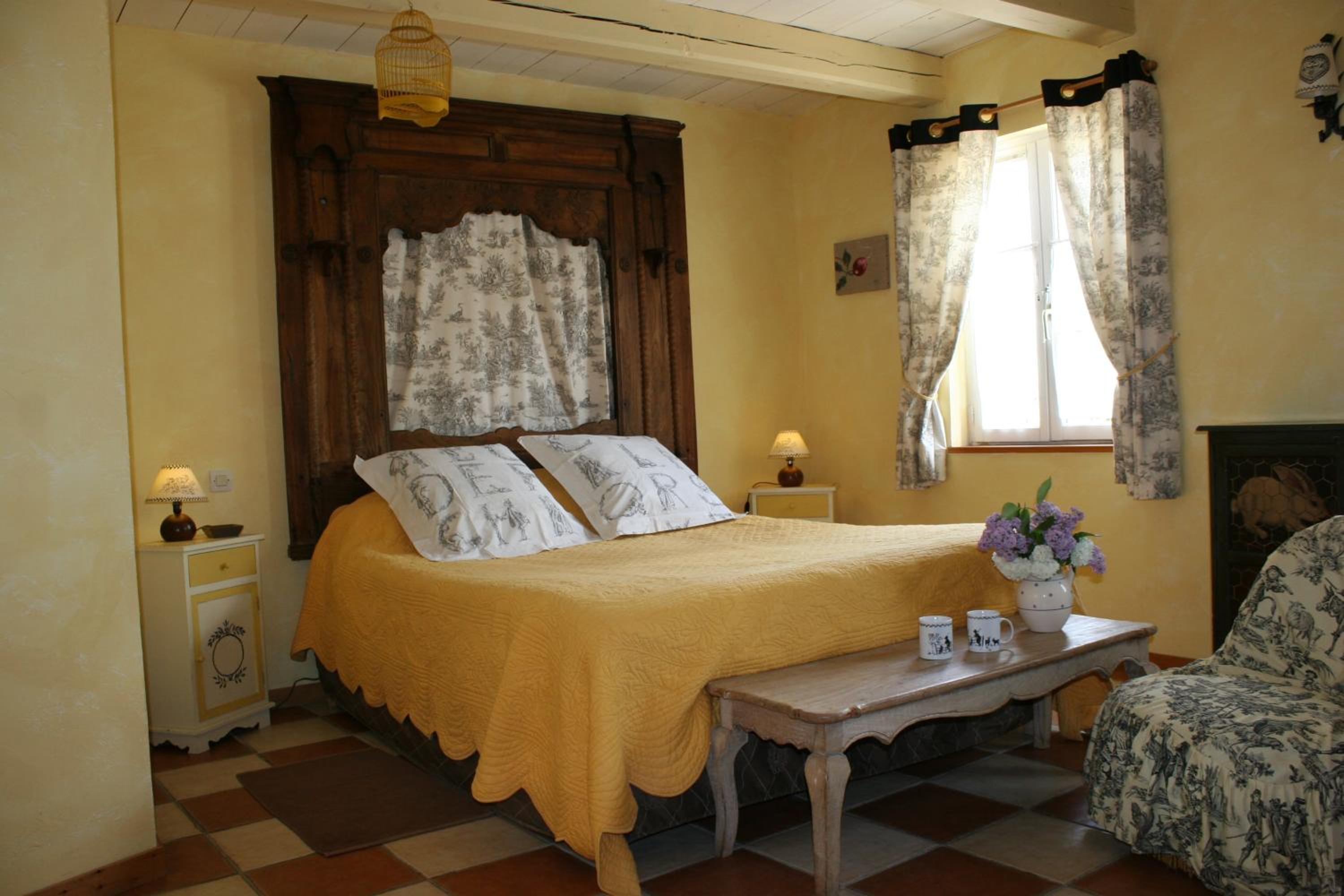 Deluxe Double Room with Castle View photo 2