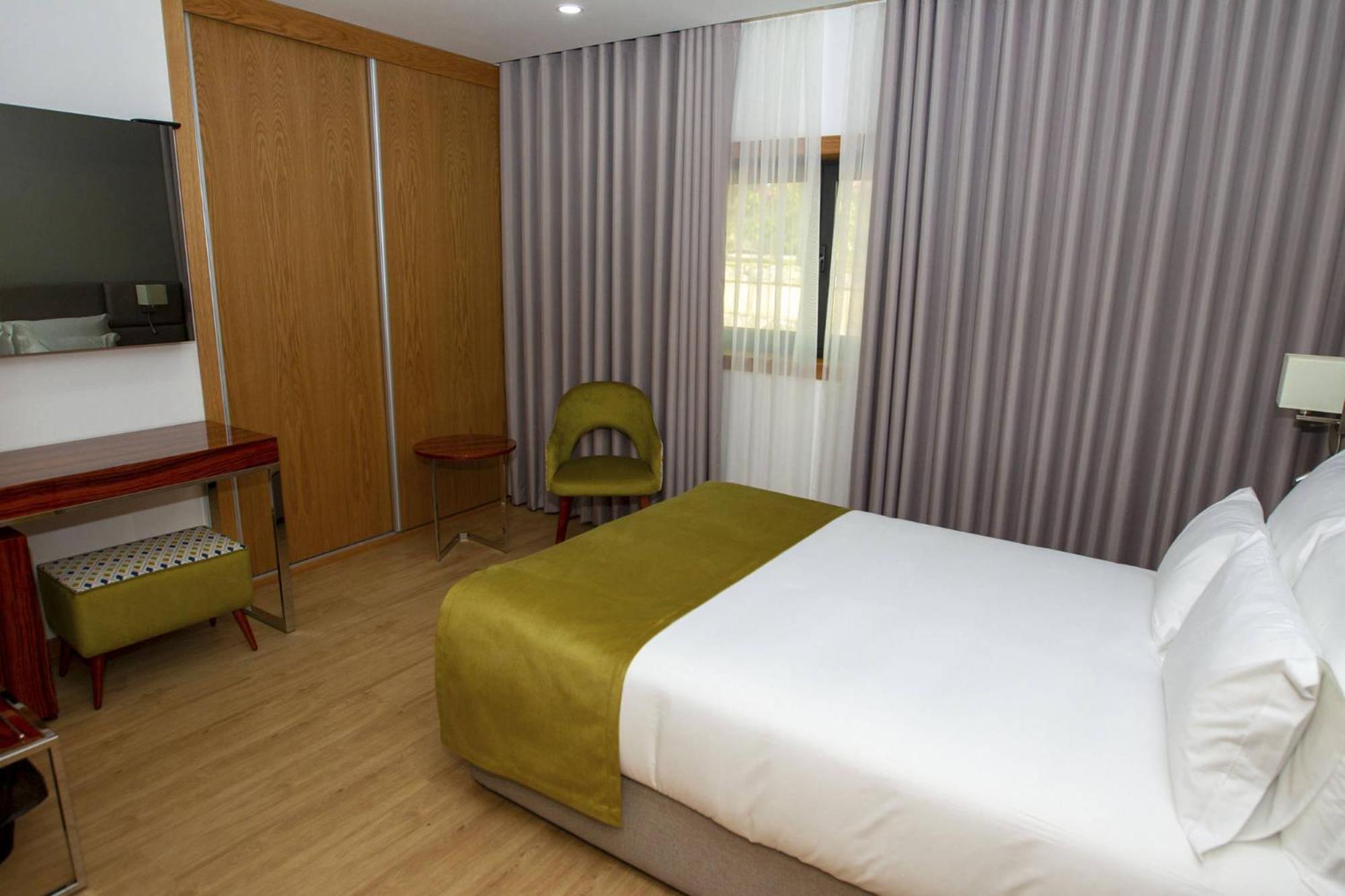 Deluxe Single Room