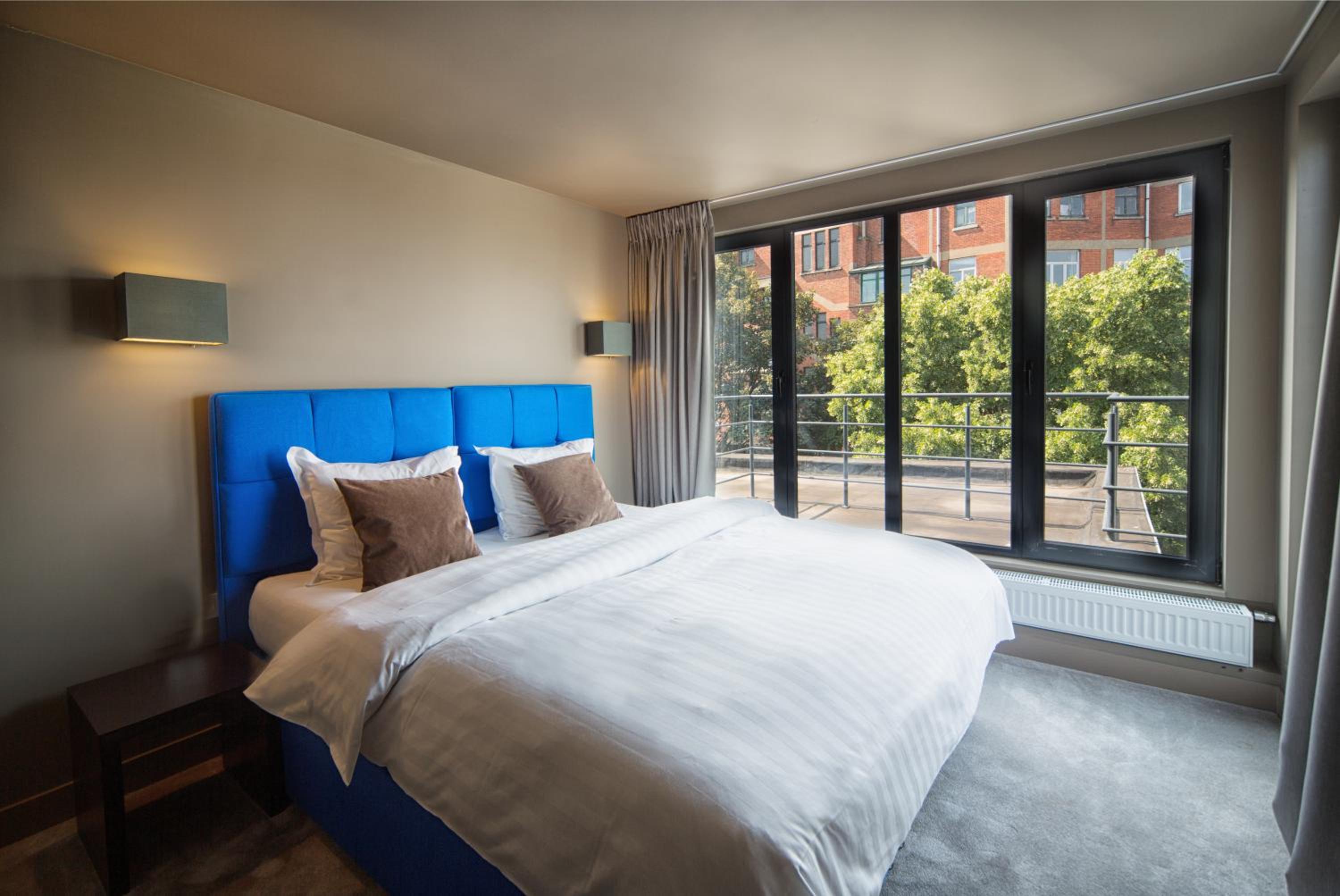Double Room - Photo 7