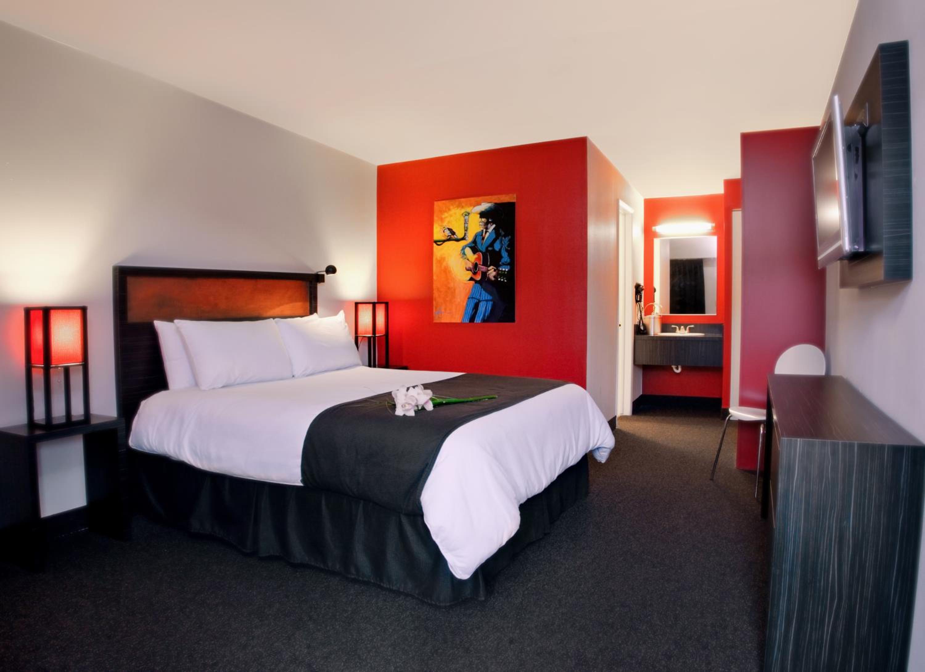 Queen Room photo 3