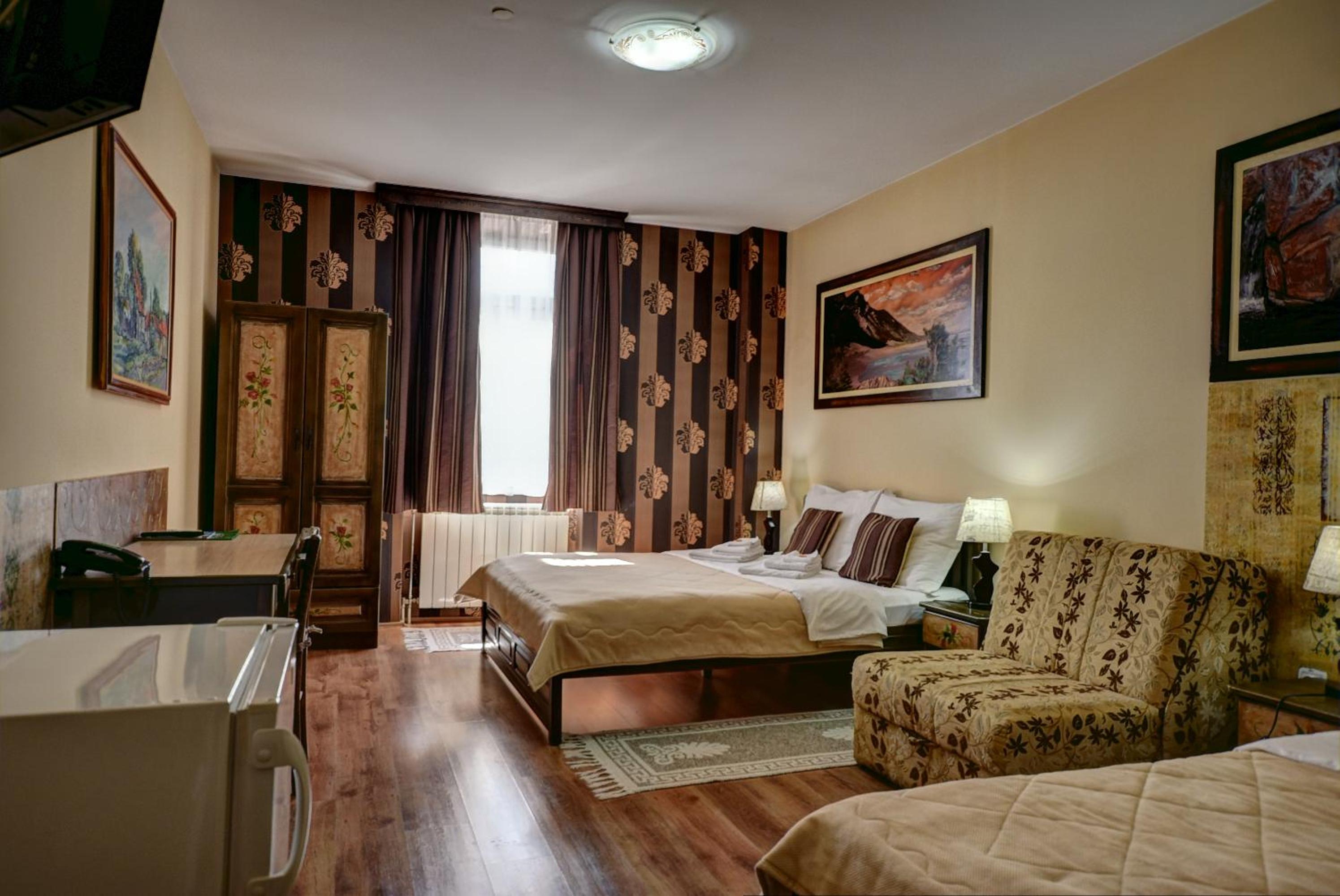 Triple Room photo 2
