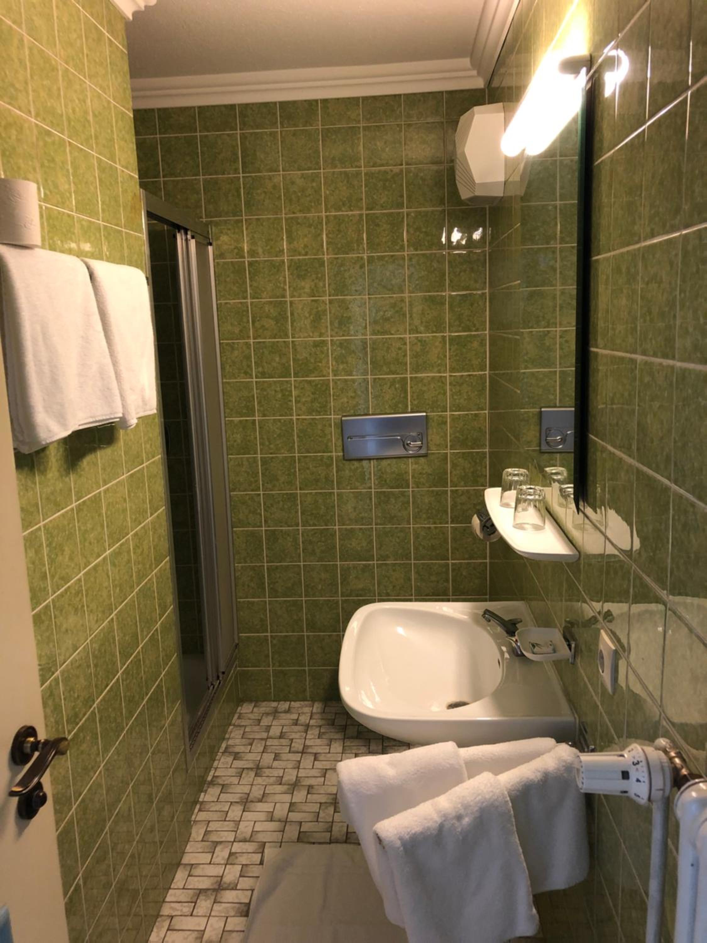 Standard Twin Room photo 2