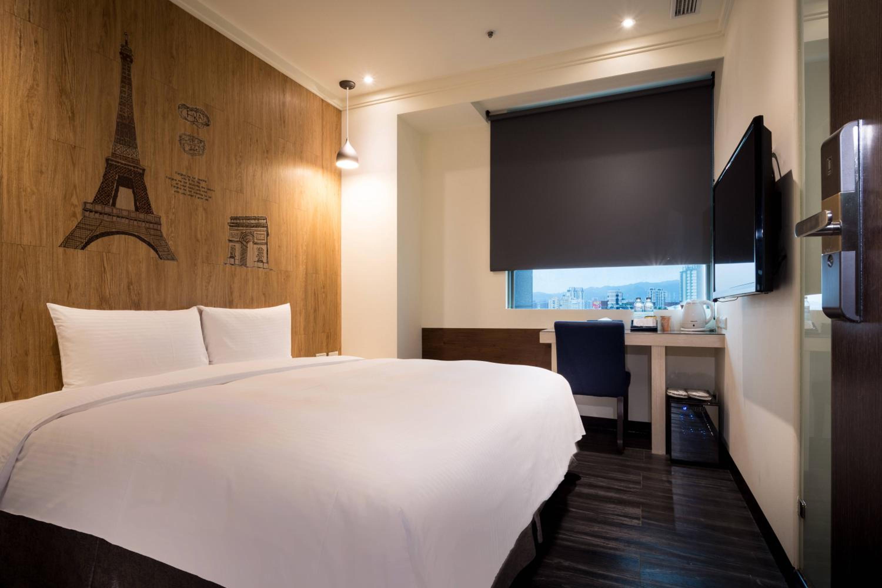Staycation Offer - Free Room Upgrade To Standard Double Room