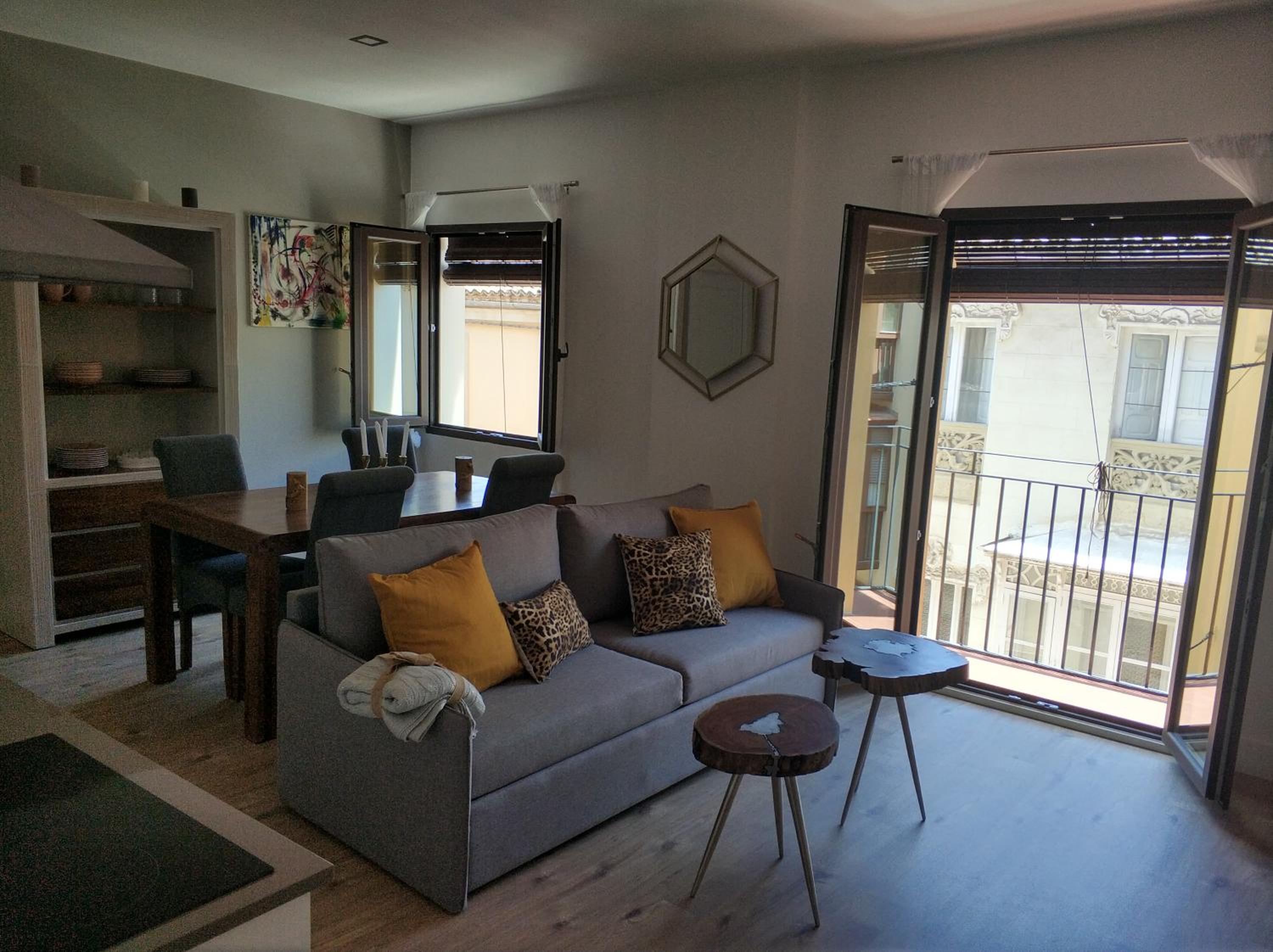 Three-Bedroom House - Photo 1